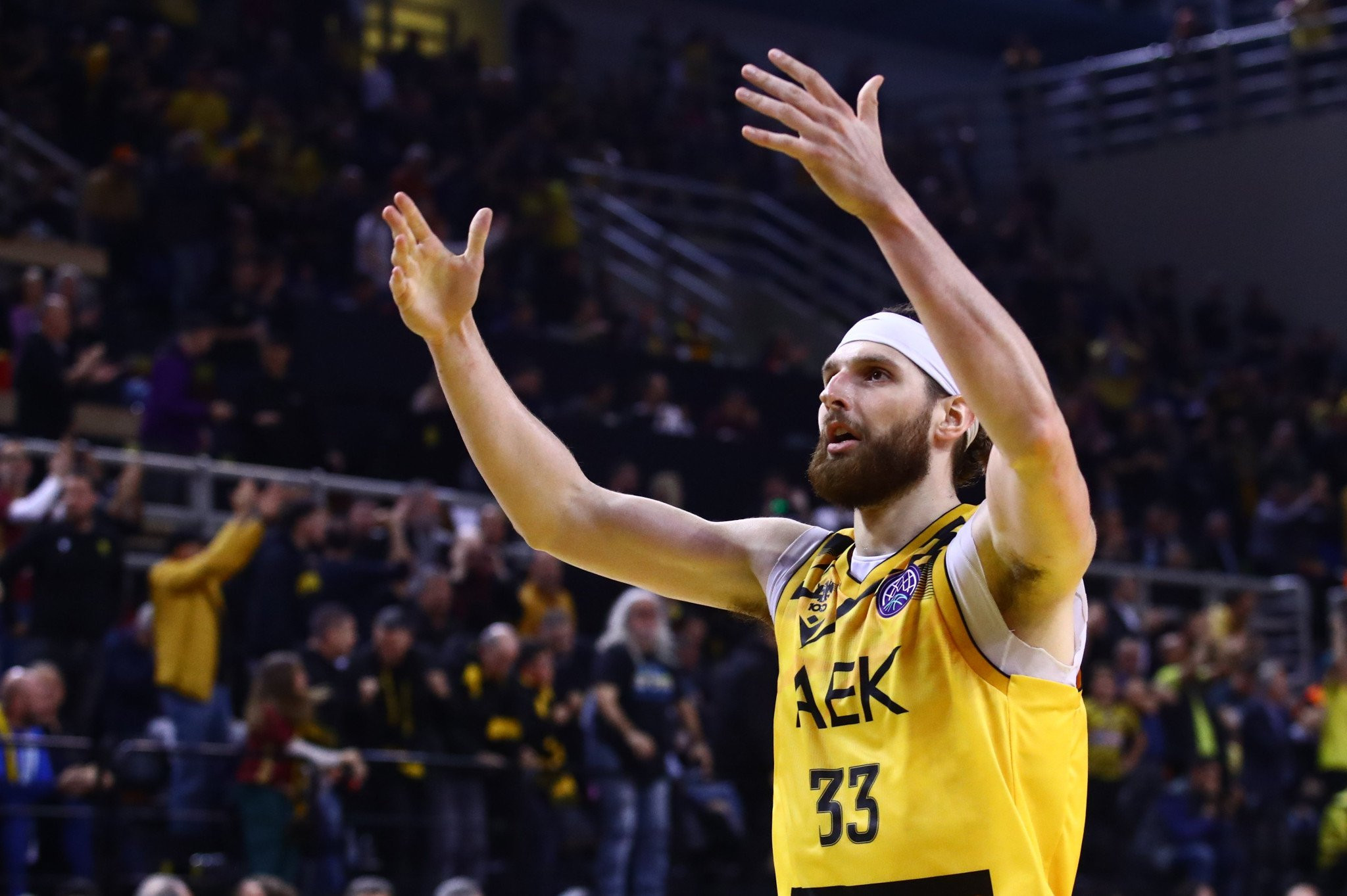 Ο Γκραντ Γκόλντεν στο Athletiko: «Πρόκριση στη Γαλλία για τον κόσμο της ΑΕΚ!»