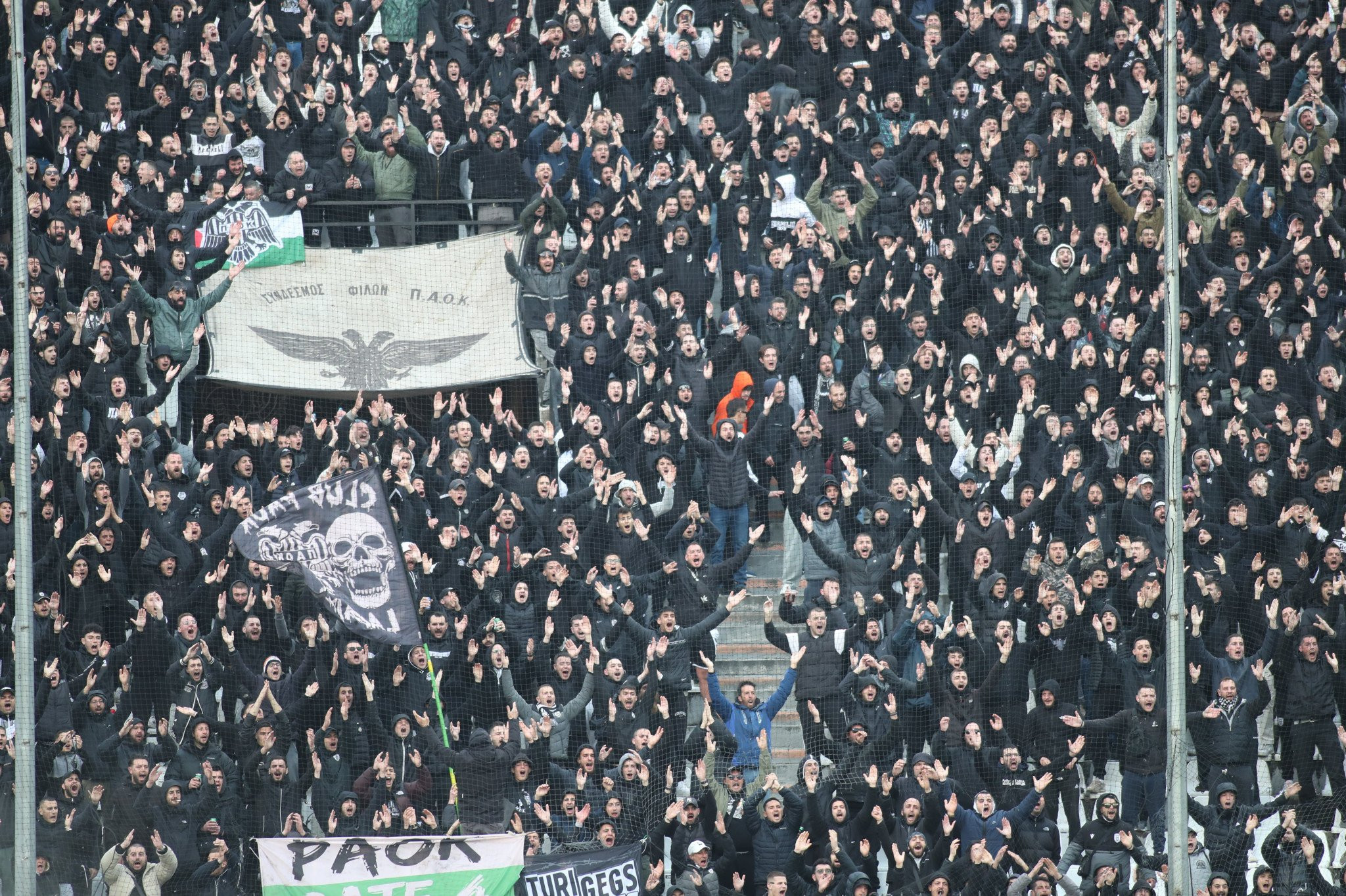 Αθωώθηκαν 33 φίλοι του ΠΑΟΚ για επεισόδια με οπαδούς της ΑΕΚ τον Μάρτιο