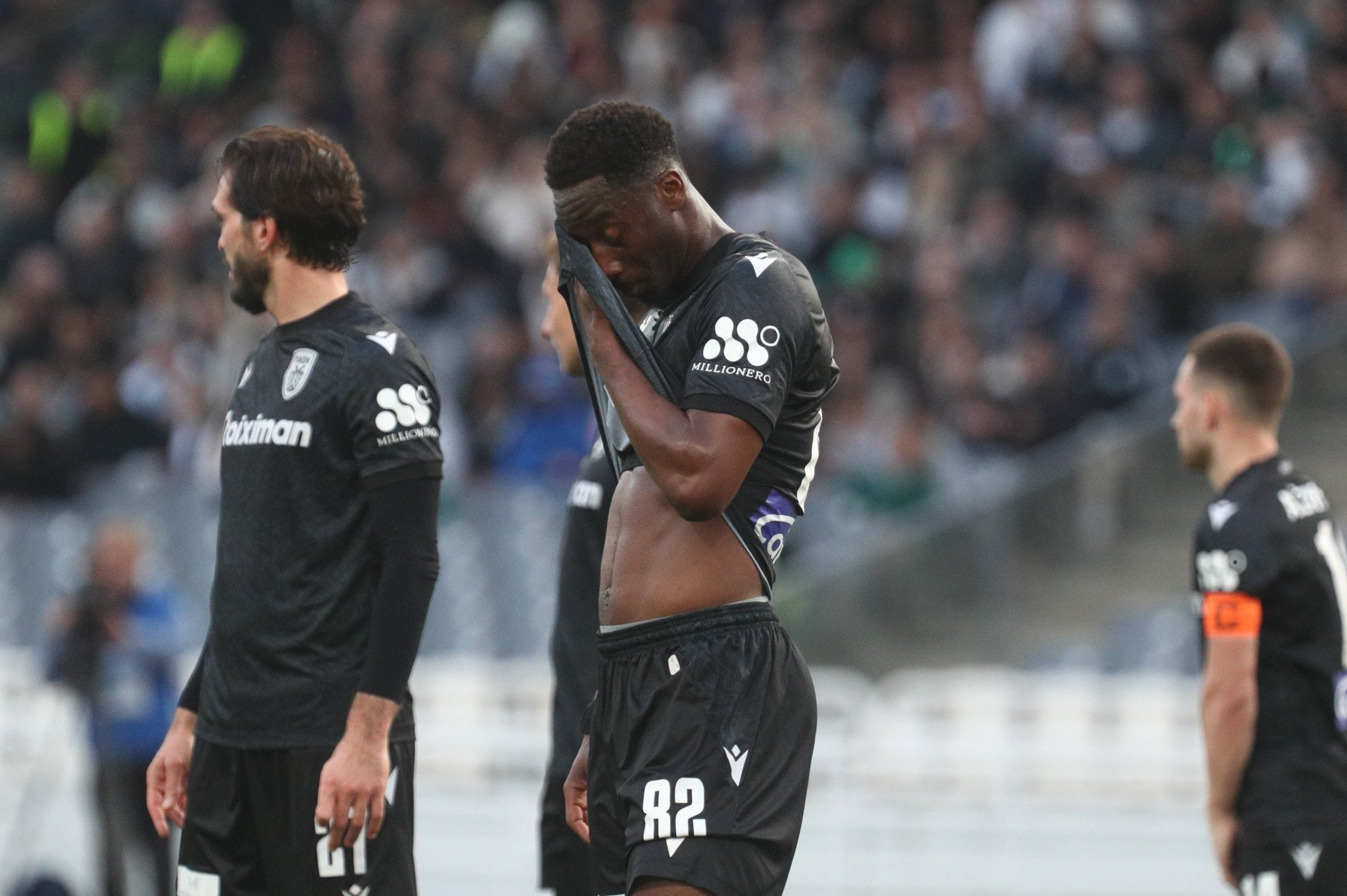 Ο ΠΑΟΚ κινδυνεύει αλλά το σίριαλ Μεϊτέ συνεχίζεται