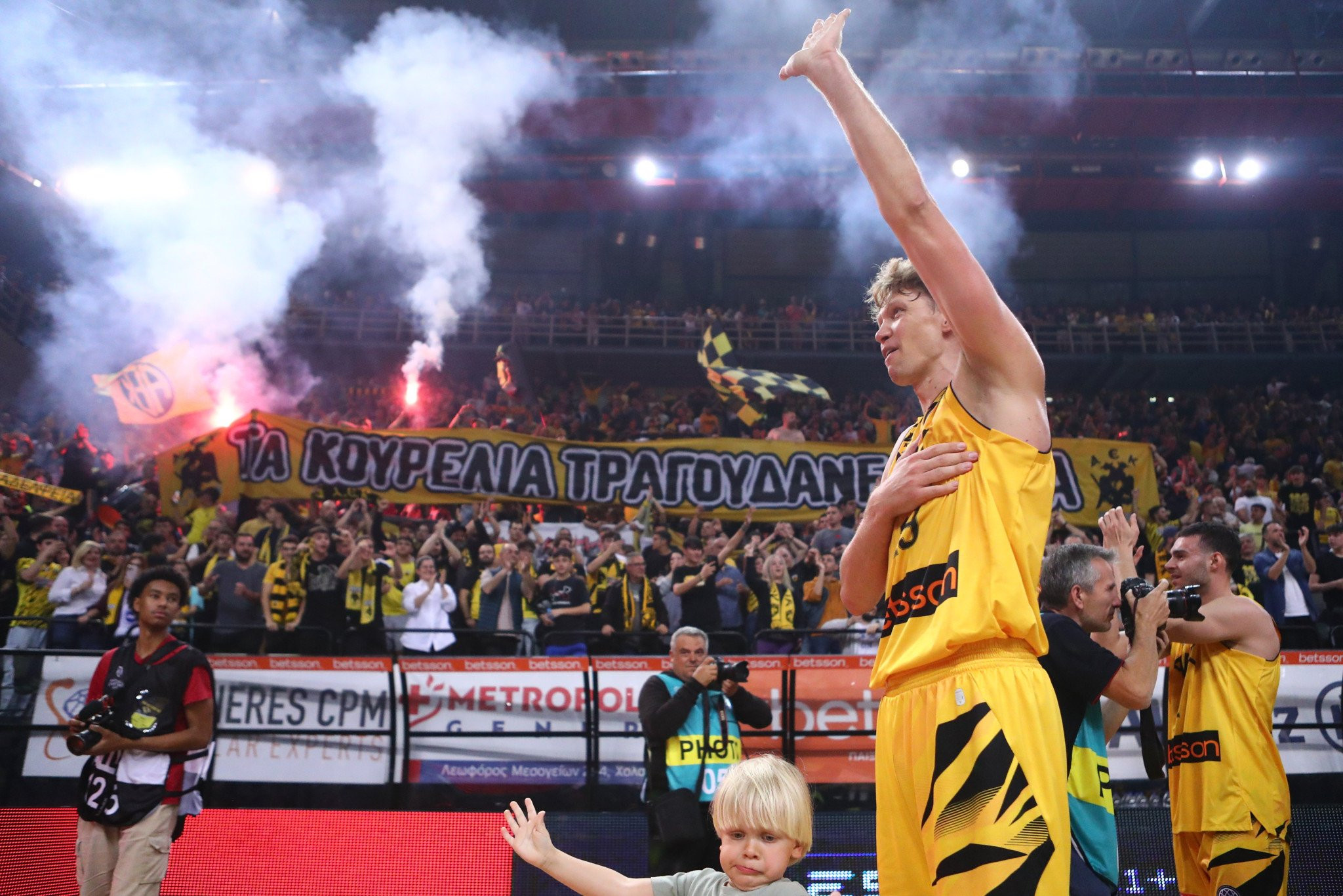 Ο Μιντάουγκας Κουζμίνσκας στο Athletiko: «Να κάνουμε περήφανο τον κόσμο της ΑΕΚ»