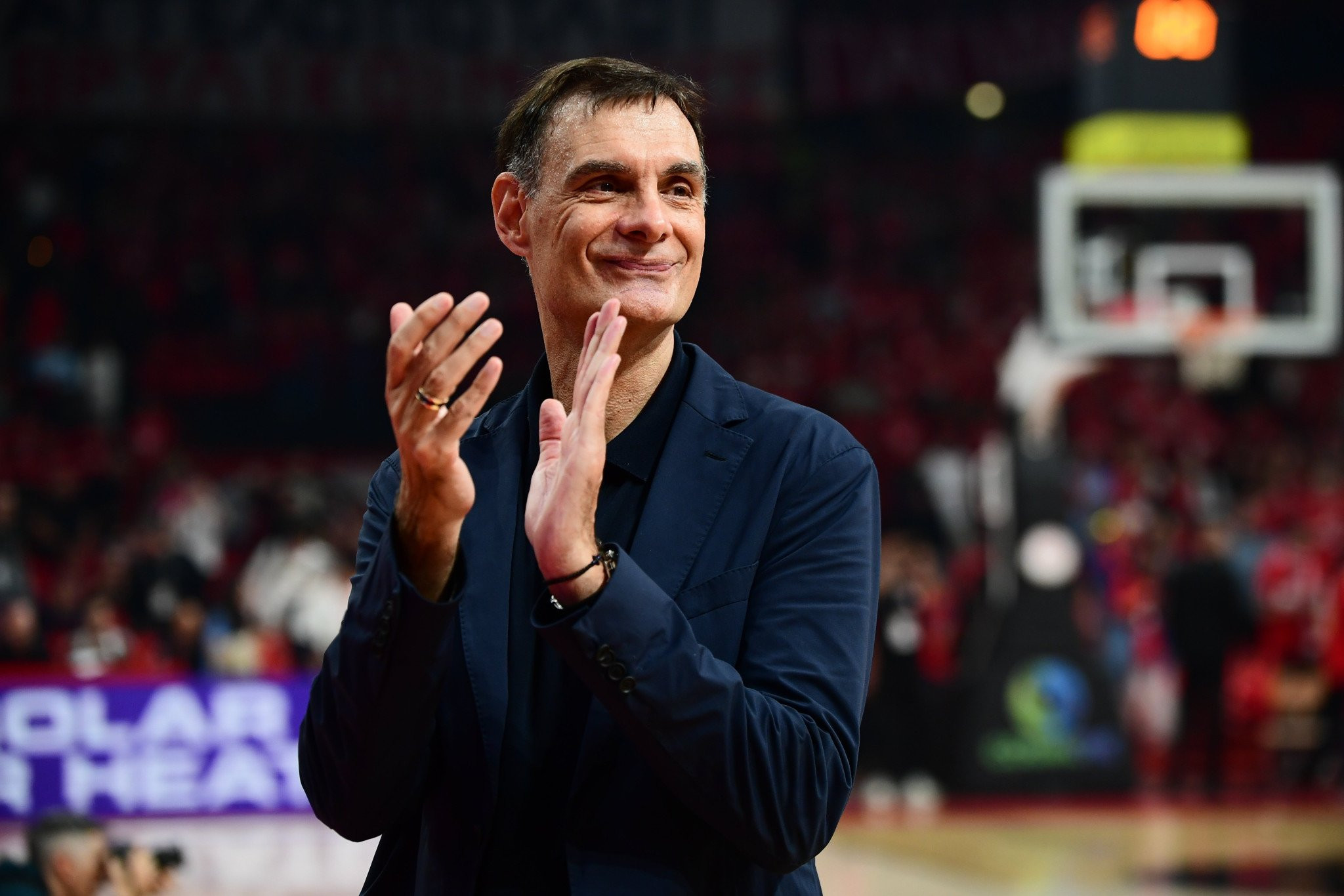 H δήλωση αγάπης και πίστης του Μπαρτζώκα: «Δώρο είναι που είμαι στον Ολυμπιακό» (video)