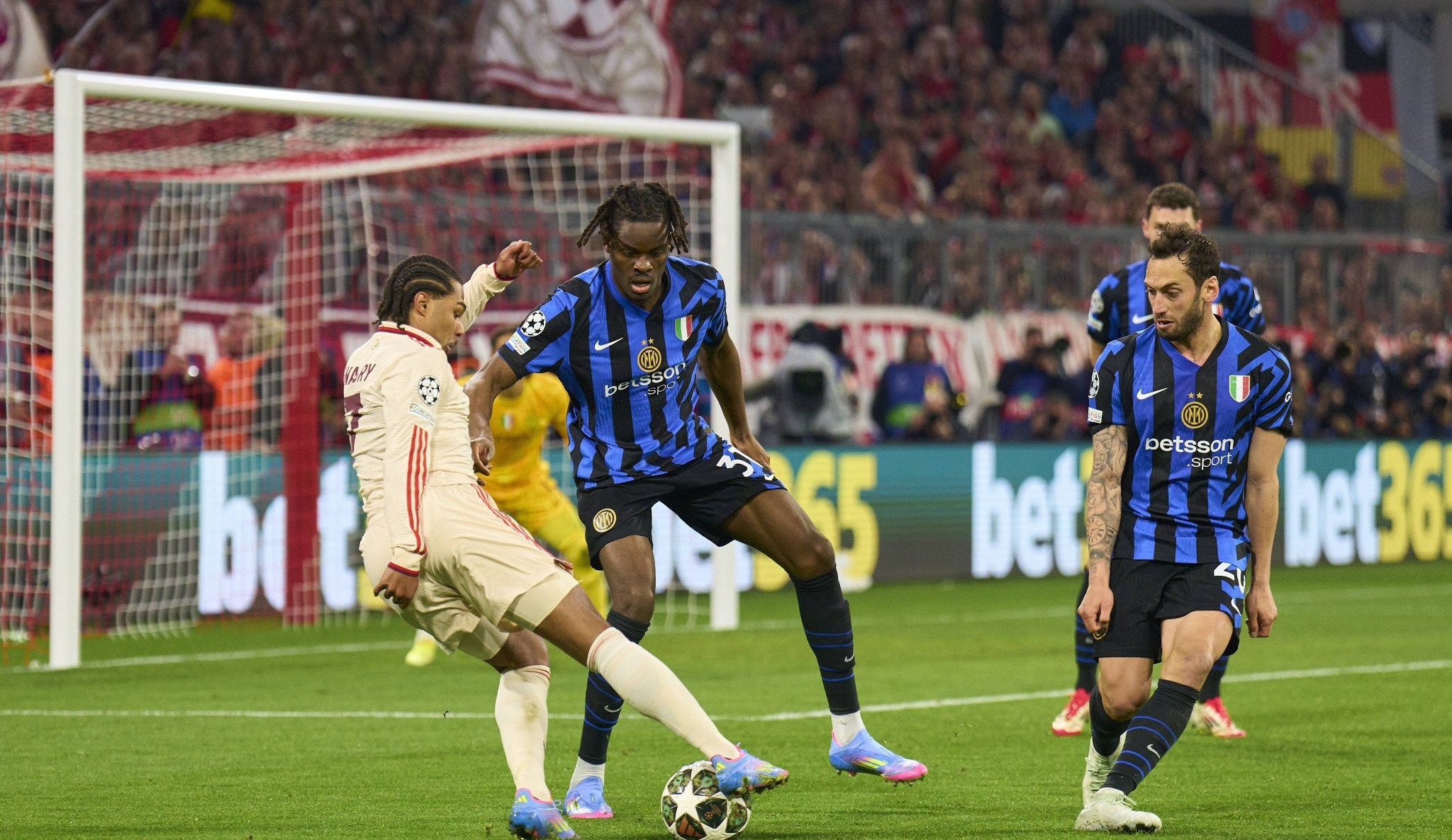 Πού θα δείτε τις ρεβάνς του Champions League σε Μαδρίτη και Μιλάνο