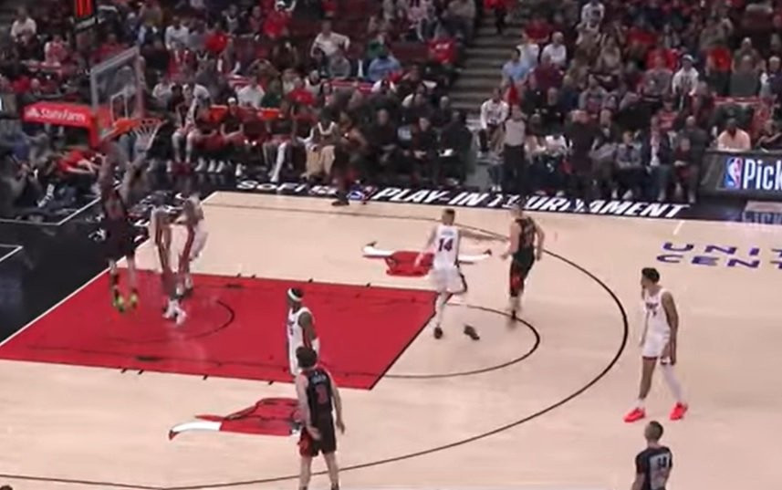 Μεγάλα σουτ και.... poster Μπουζέλις στο Top 5 του ΝΒΑ