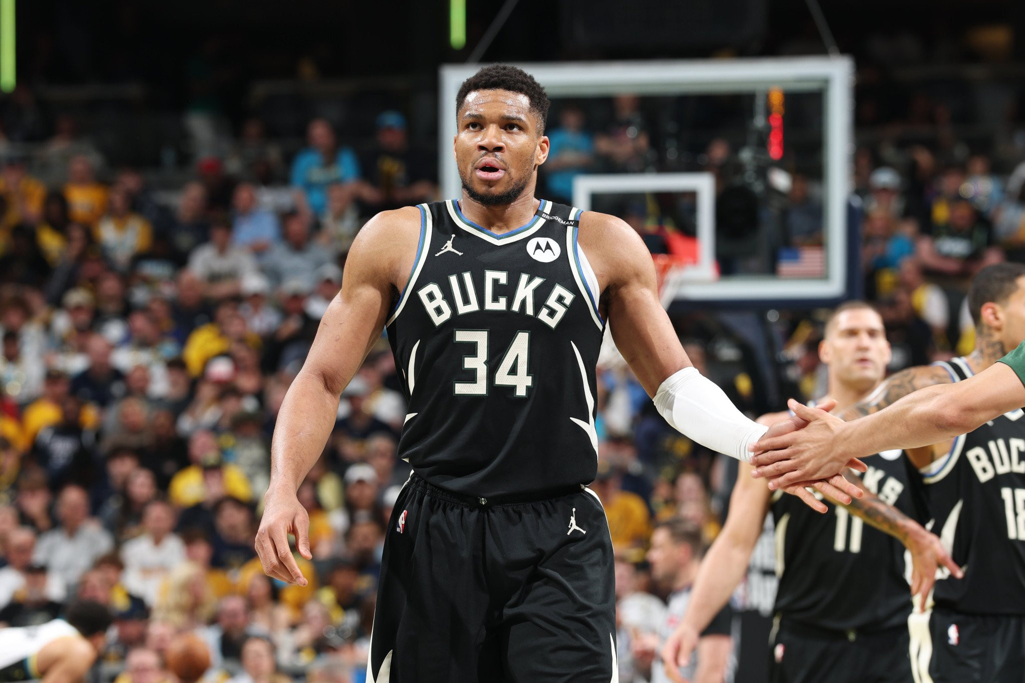 «Ο Αντετοκούνμπο είναι ο ελέφαντας στο δωμάτιο»: Το μέλλον του στο Μιλγουόκι αμφισβητείται (ξανά)