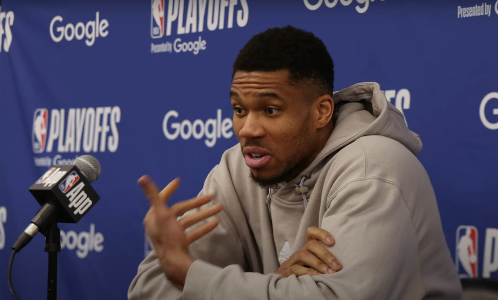 Ο Γιάννης εχει μια ιδέα για το πως οι Μπακς θα βελτιωθούν, αλλά «δεν θα σας την αποκαλύψω»