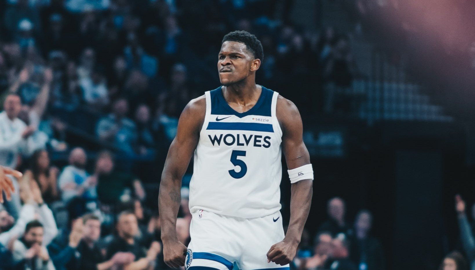 «Εκτελεστής» Έντουαρντς, νίκες για Θάντερ και Νάγκετς