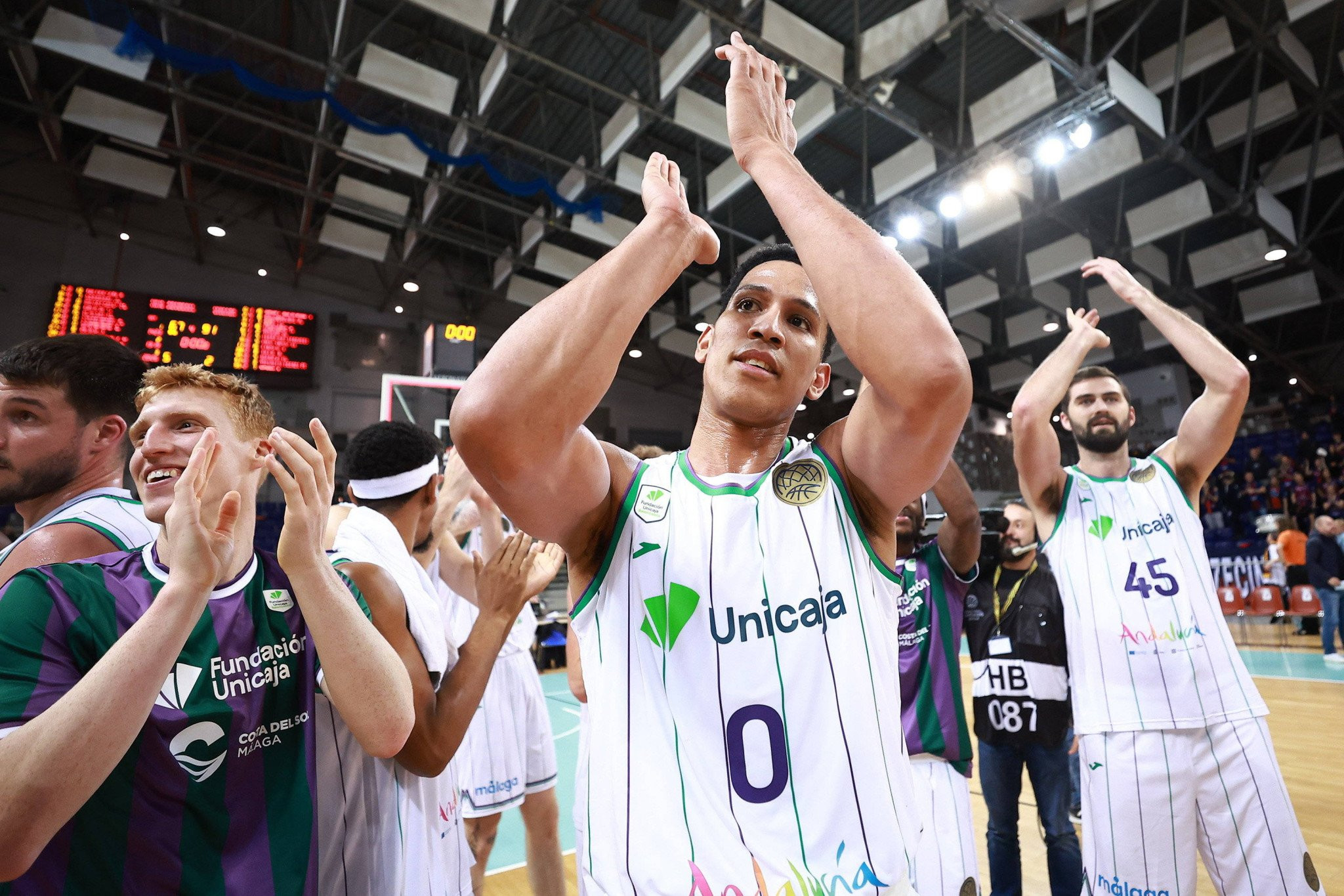 Η Μαλαγα «σκούπισε» την Ρέτζιο Εμίλια και περιμένει την ΑΕΚ