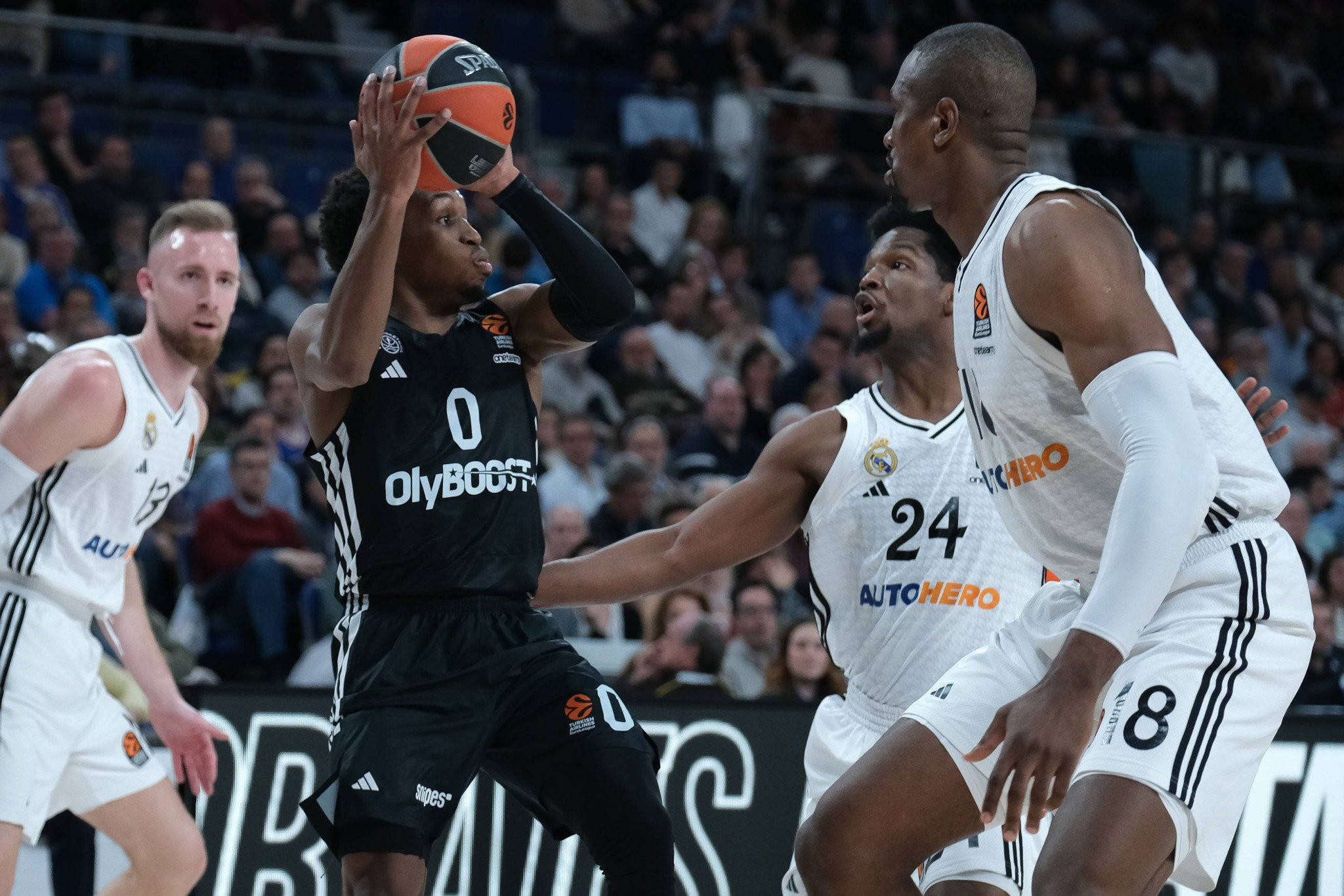 Euroleague: Ρεάλ Μαδρίτης – Παρί με Bet Builder στο 3.20