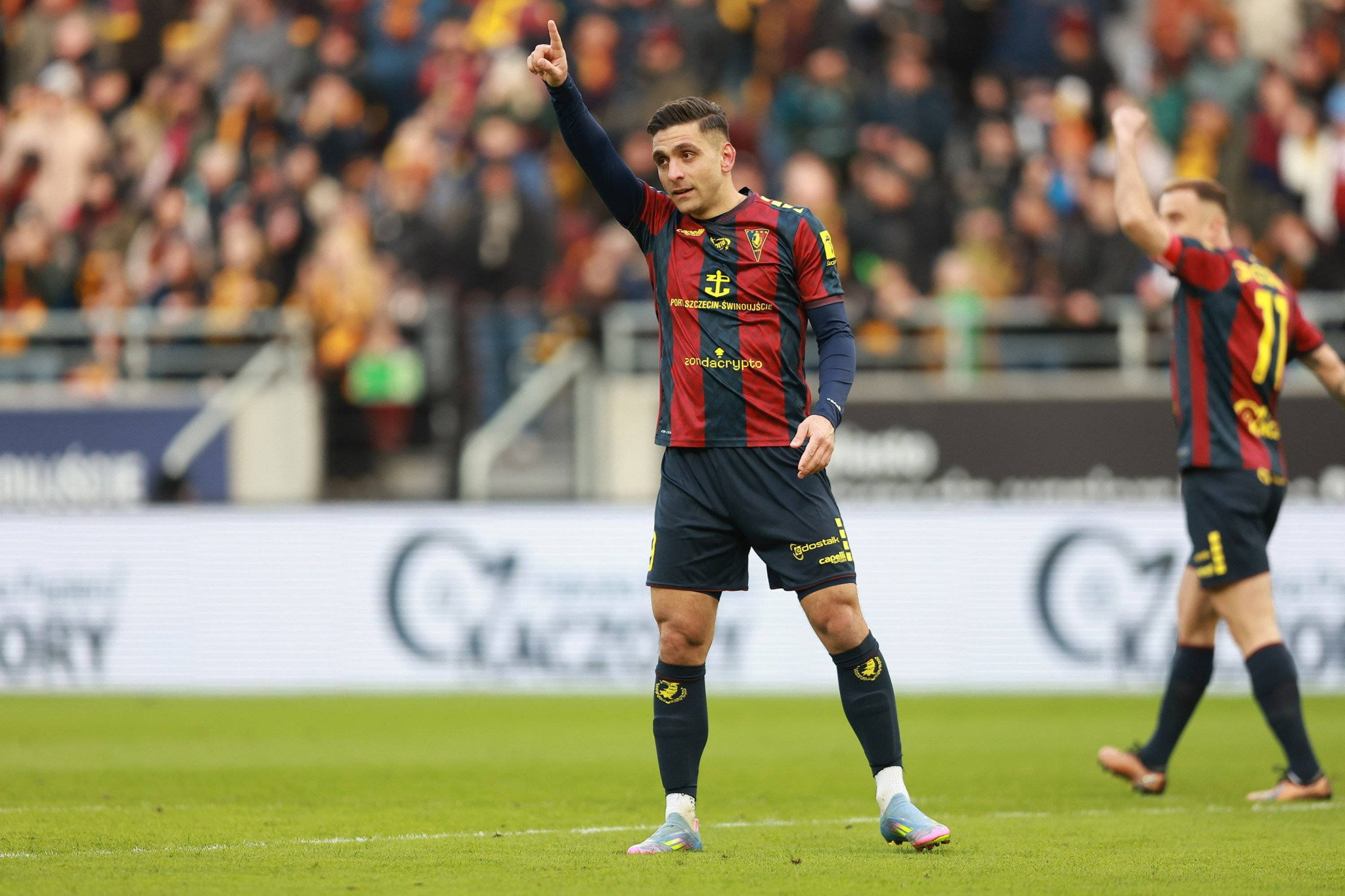 Νέο αριστουργηματικό γκολ του Ευθύμη Κουλούρη στην Πολωνία