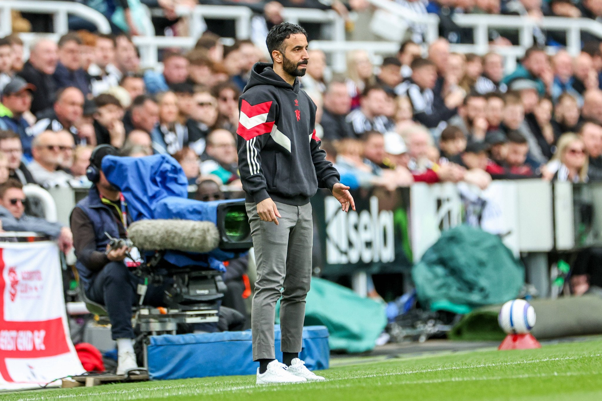 Είναι ο Αμορίμ ο χειρότερος προπονητής της Μάντσεστερ Γιουνάιτεντ στη μετά-Φέργκιουσον εποχή;