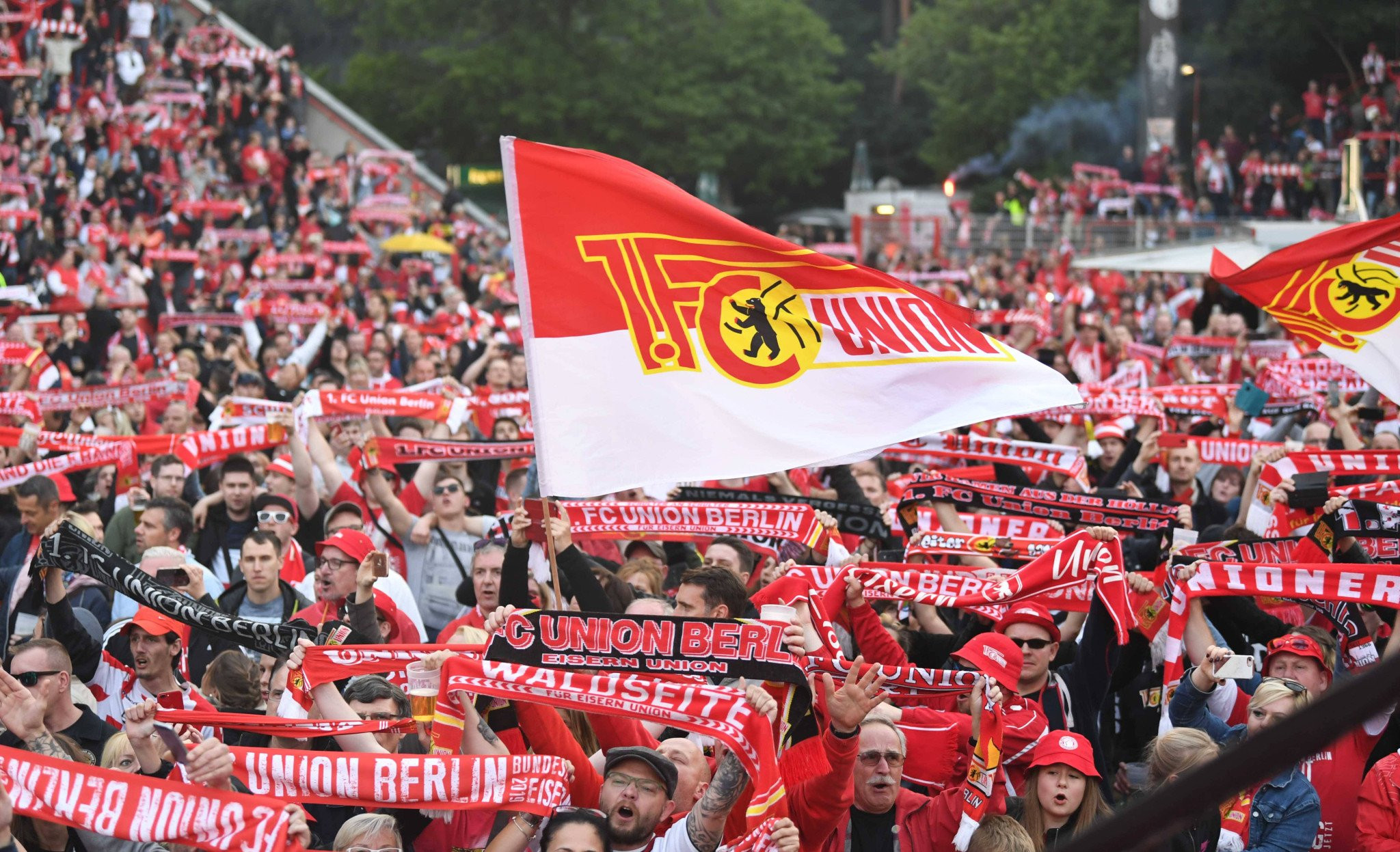 Απίθανο και όμως... γερμανικό: Η Ουνιόν δίνει την ευκαιρία σε οπαδούς της να κοιμηθούν στο... γήπεδο