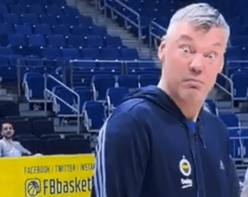 Η στιγμή όπου ο Σάρας Γιασικεβίτσιους έμαθε ότι είναι ο προπονητής της χρονιάς (video)