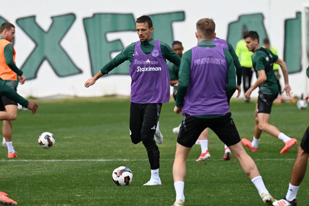 Έριξε την ένταση της προπόνησης ο Βιτόρια - Συνέχισαν το ατομικό Μπακασέτας και Κώτσιρας