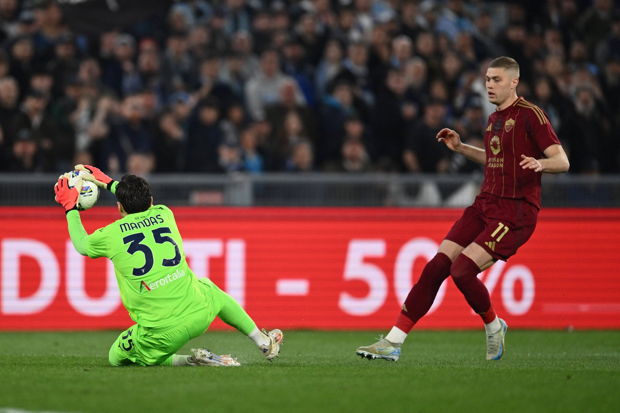 Ο σπουδαίος Ραμπούλα αποθεώνει τον Μανδά - «Είναι εξαιρετικός πορτιέρο»