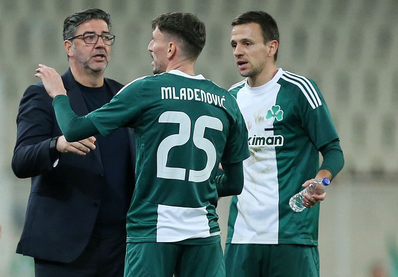 Οι 3+1 επιλογές του Βιτόρια για να καλύψει το κενό του Μλαντένοβιτς στην Τούμπα