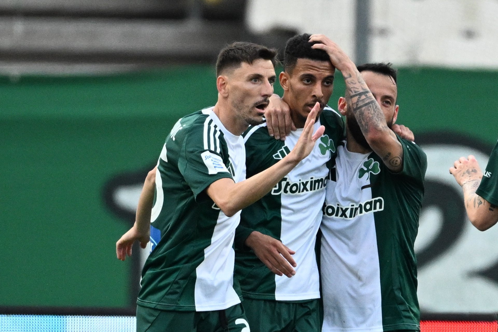 Υπέροχη συνεργασία στον Παναθηναϊκό, 1-0 ο Ουναΐ (video)