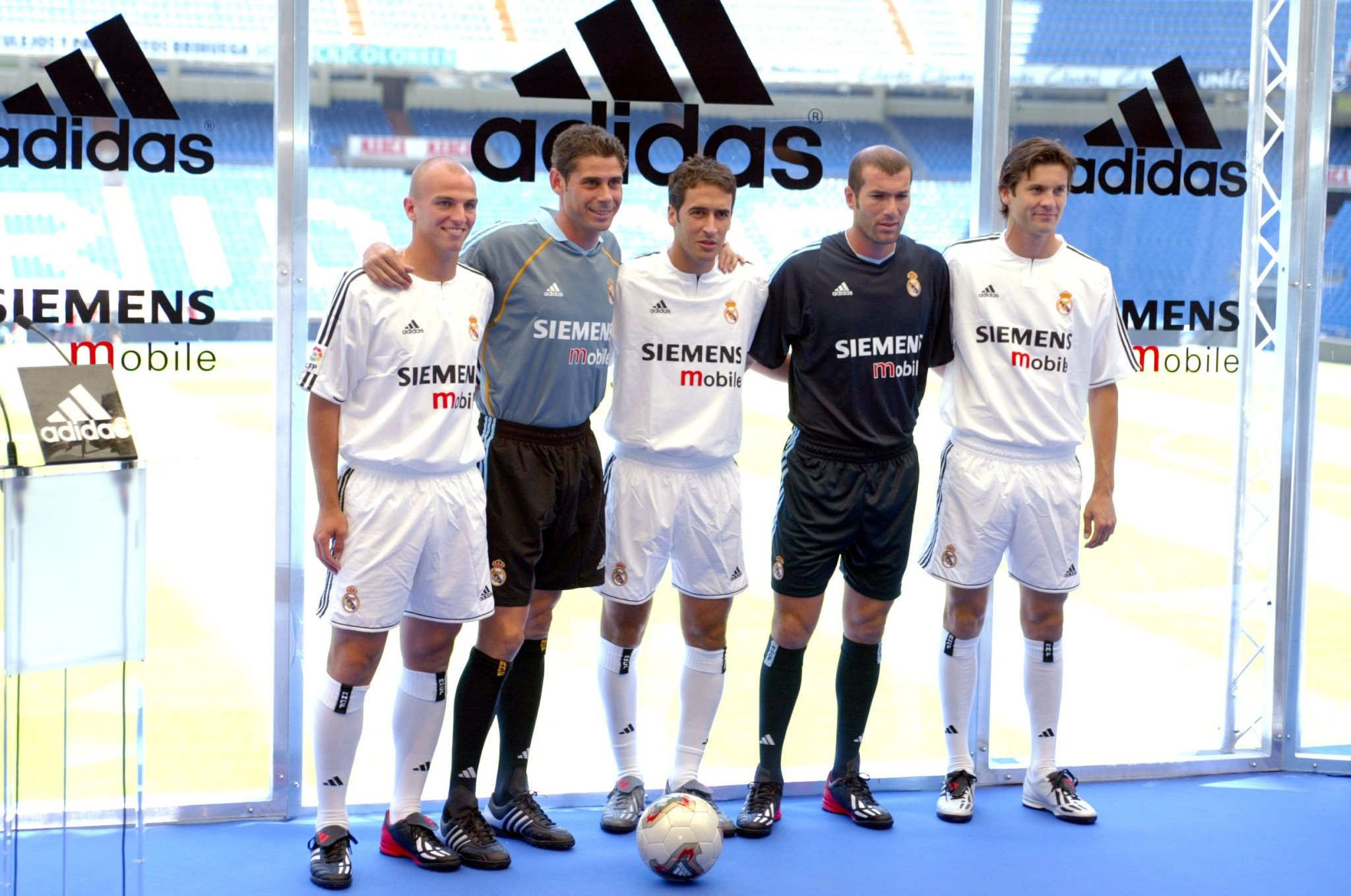 Αυτόν τον παλιό της ποδοσφαιριστή ετοιμάζει για διάδοχο του Αντσελότι η Ρεάλ για το Παγκόσμιο Κύπελλο Συλλόγων