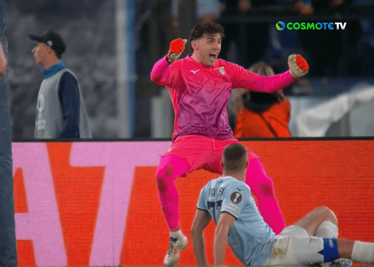 Ο έξαλλος πανηγυρισμός του Μανδά μετά τις δύο τρομερές αποκρούσεις του (videos)