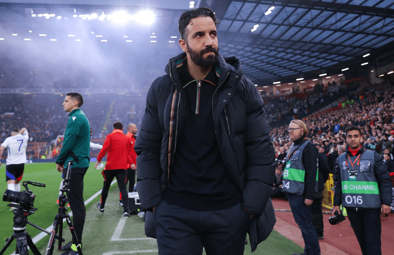 Για αυτόν τον ποδοσφαιριστή δίνει 135 εκατ. ευρώ η Μάντσεστερ Γιουνάιτεντ