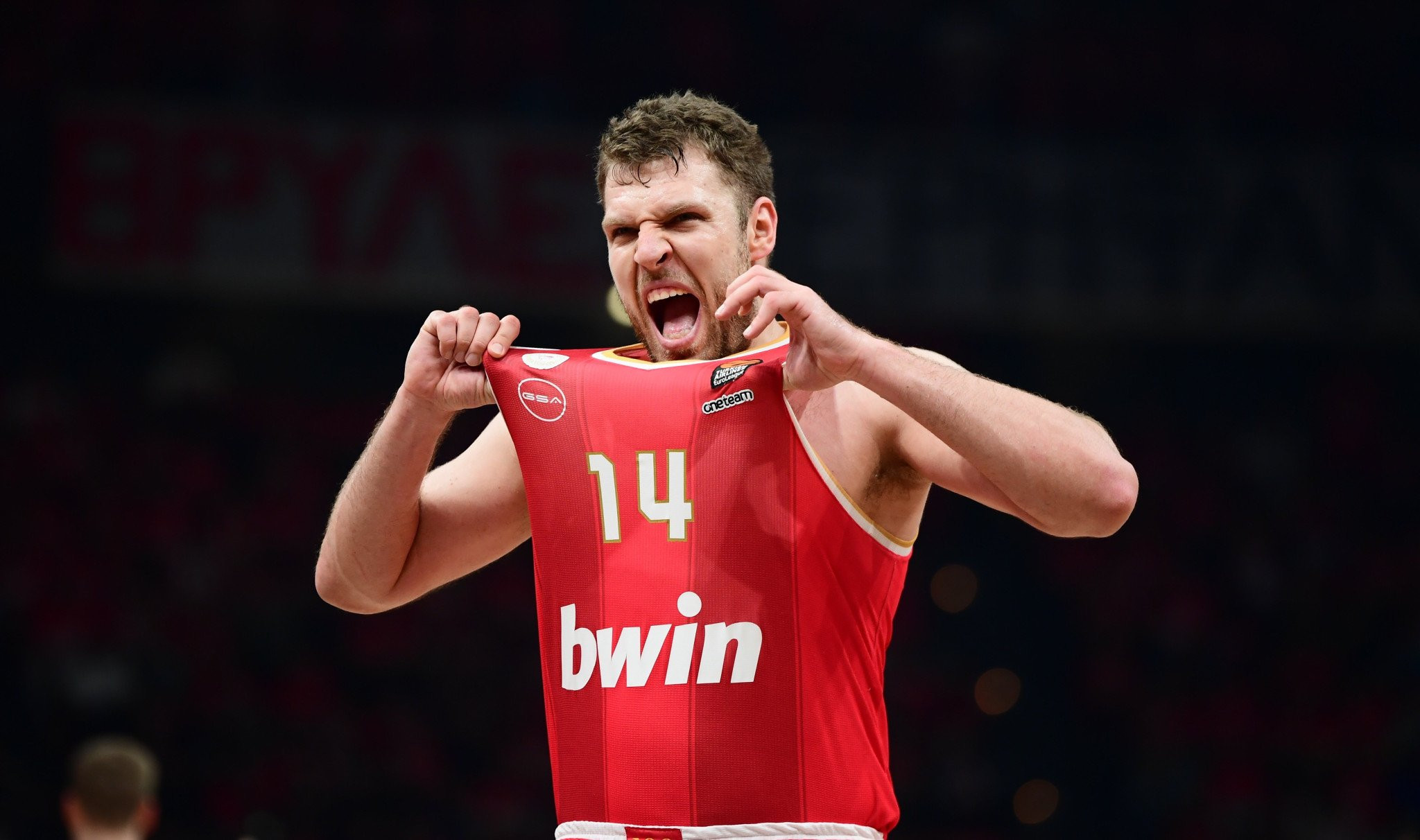 Οι GMs ψήφισαν: Ο Βεζένκοφ κορυφαίος παίκτης εκτός NBA - Η θέση Ναν και Οσμάν στη λίστα