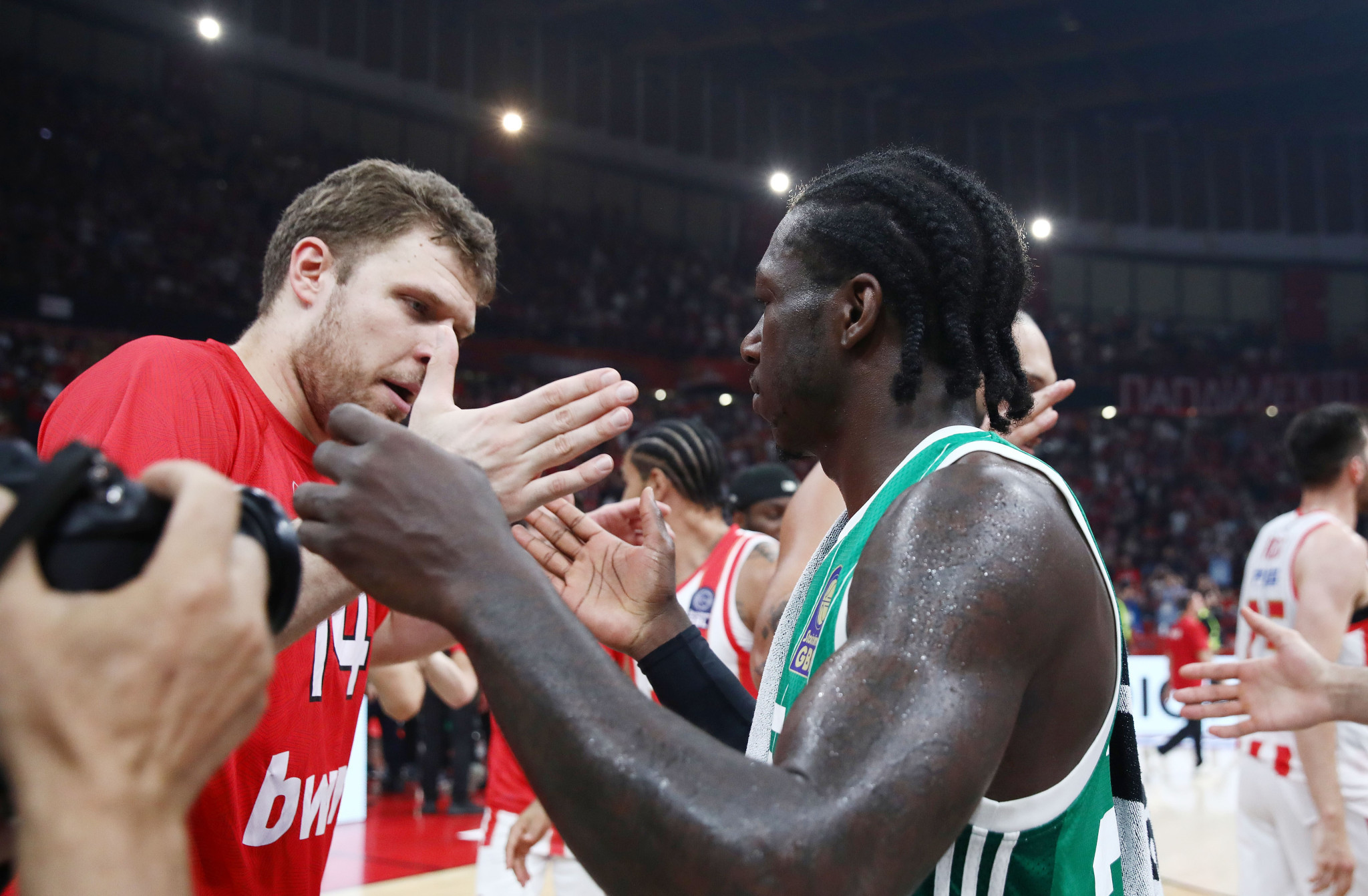 Ο Ναν ψήφισε Βεζένκοφ για MVP της σεζόν στην Euroleague!