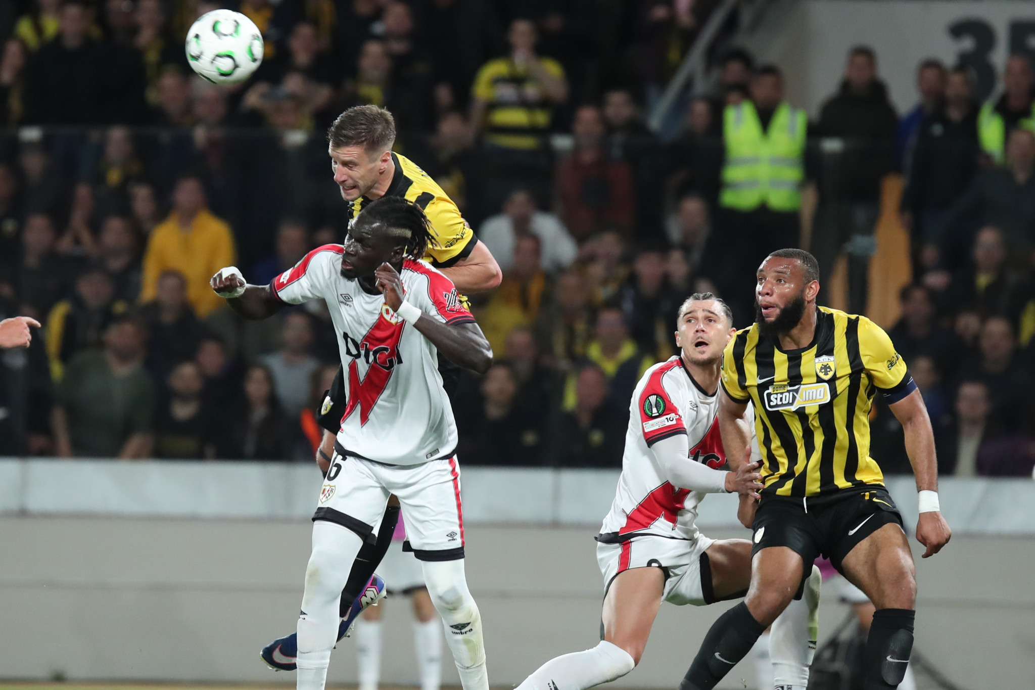 Πατέ Σις: «Λάτρεψα τους οπαδούς της ΑΕΚ, δεν σταματούσαν να τραγουδούν»