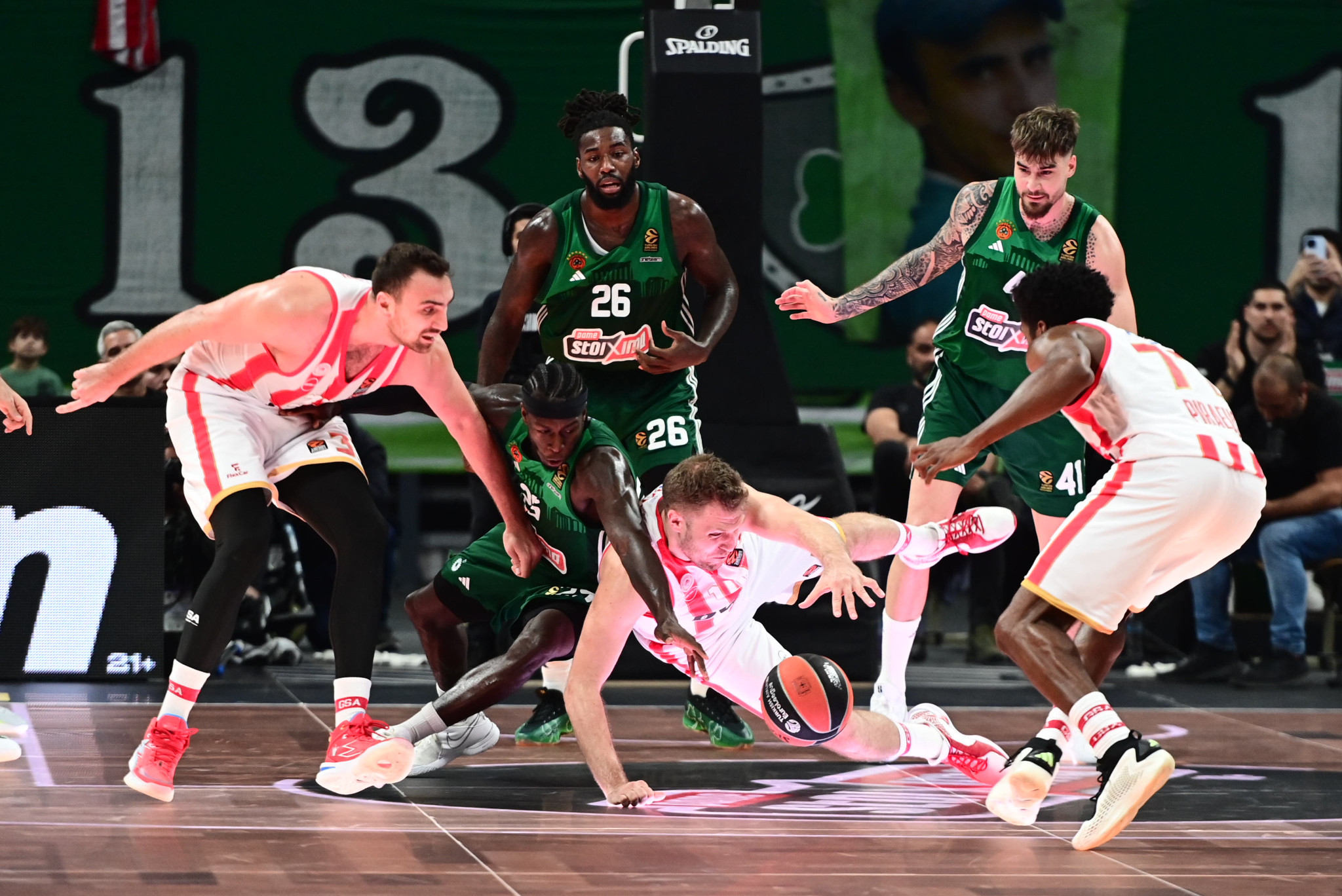 Τα Top-10 στις στατιστικές της Euroleague: Κυρίαρχος ο Ολυμπιακός, τα πλασαρίσματα του Παναθηναϊκού