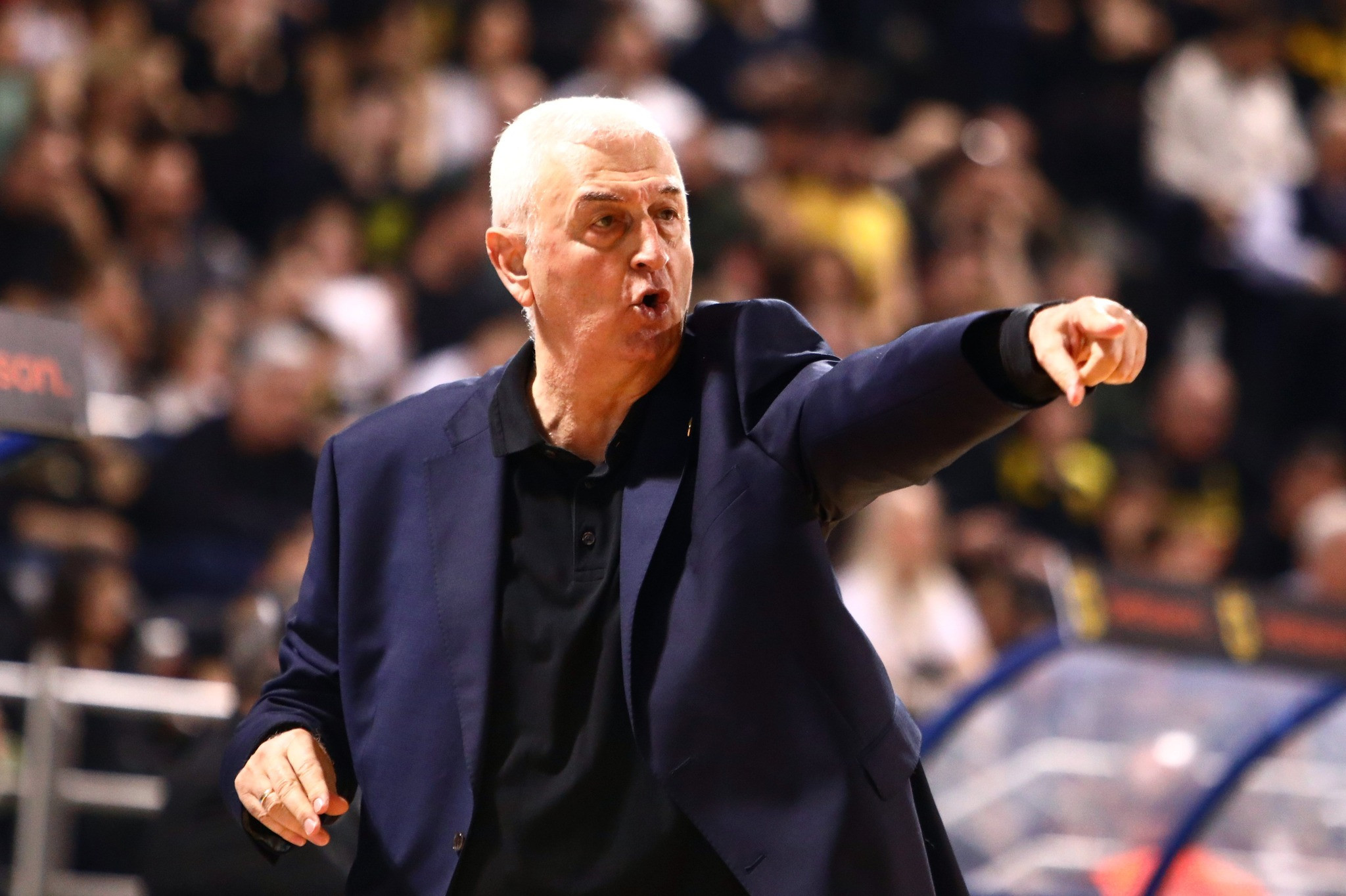 Ο Σάκοτα «νίκησε» την ίωση και θα βρεθεί στον πάγκο της ΑΕΚ στον... τελικό με Μπανταλόνα