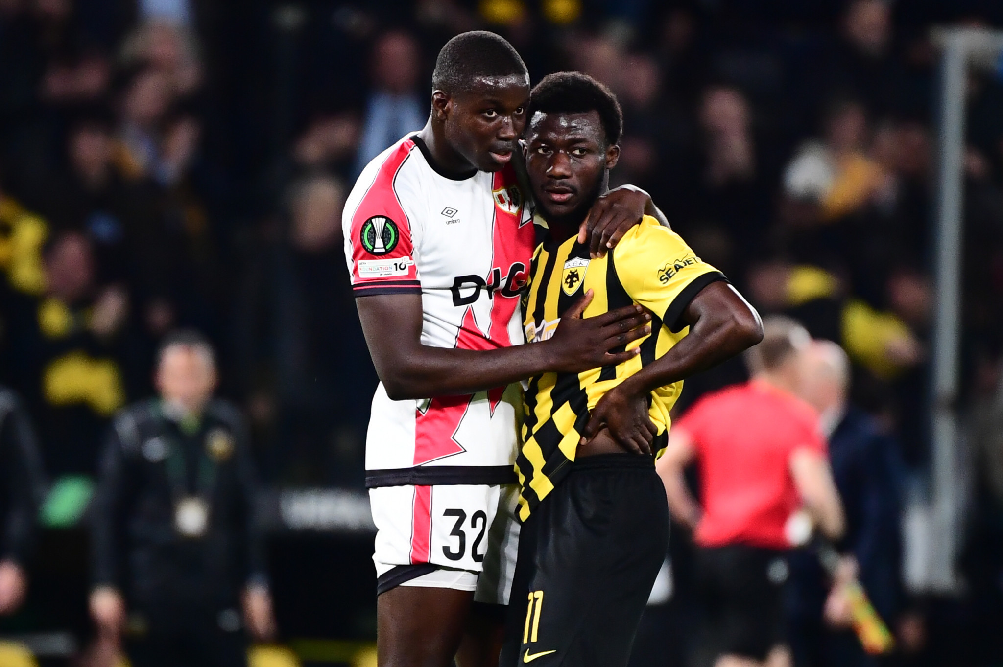 Το πρωτοσέλιδο της «AS» μετά την πρόκριση της Ράγιο: «Υποφέροντας, αλλά... στον Όλυμπο»