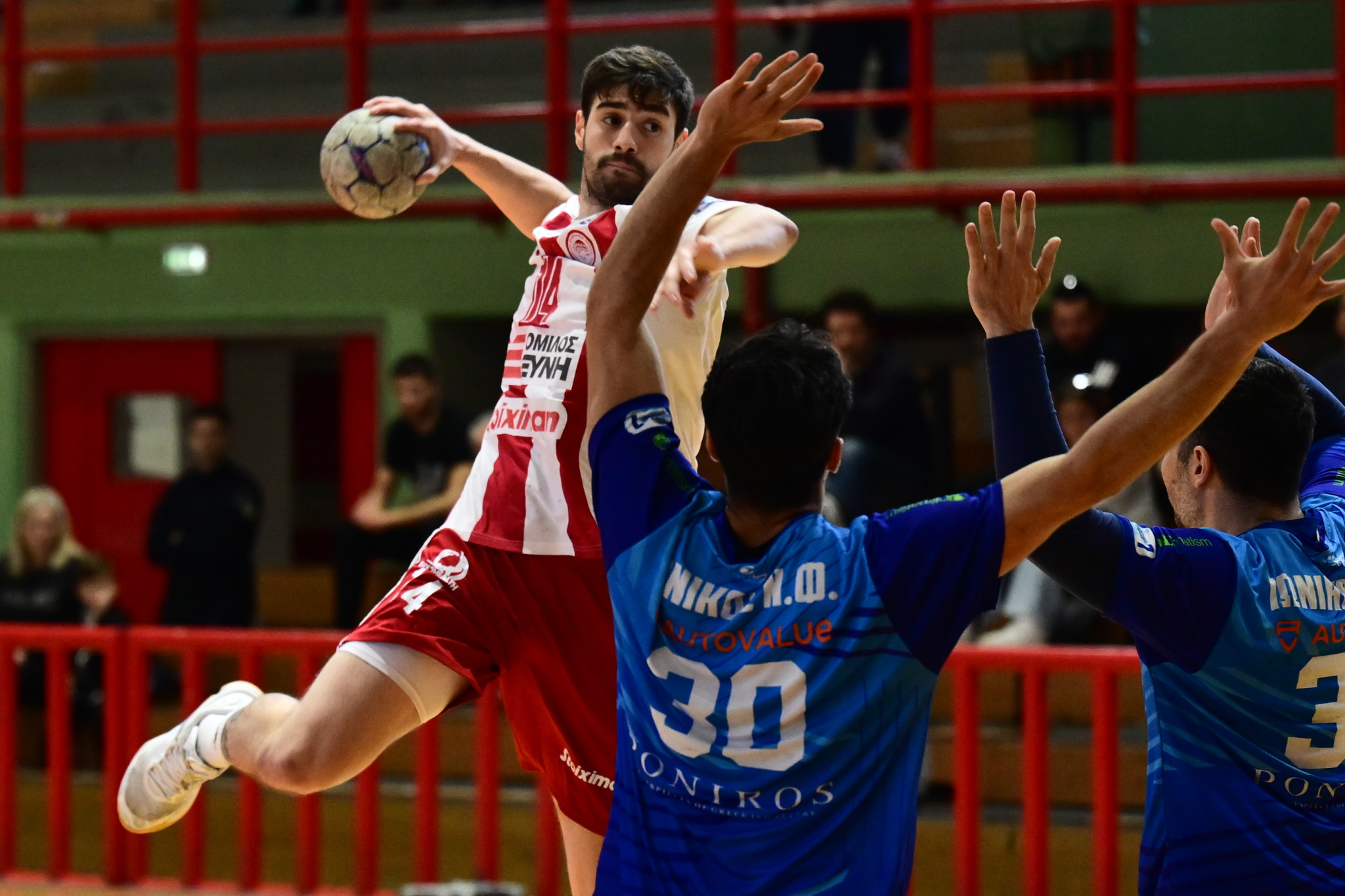 Η ώρα και το κανάλι του δεύτερου ημιτελικού μεταξύ Ιωνικού και Ολυμπιακού στην Handball Premier