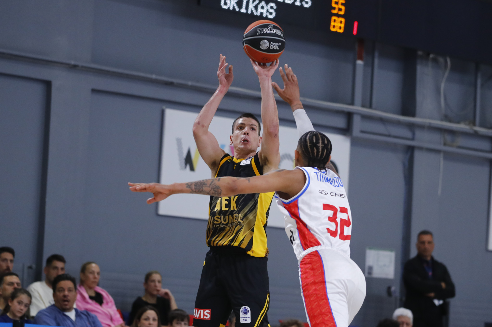 Η επιβλητική ΑΕΚ πέρασε από τη Γλυφάδα και... βούλιαξε τον Πανιώνιο