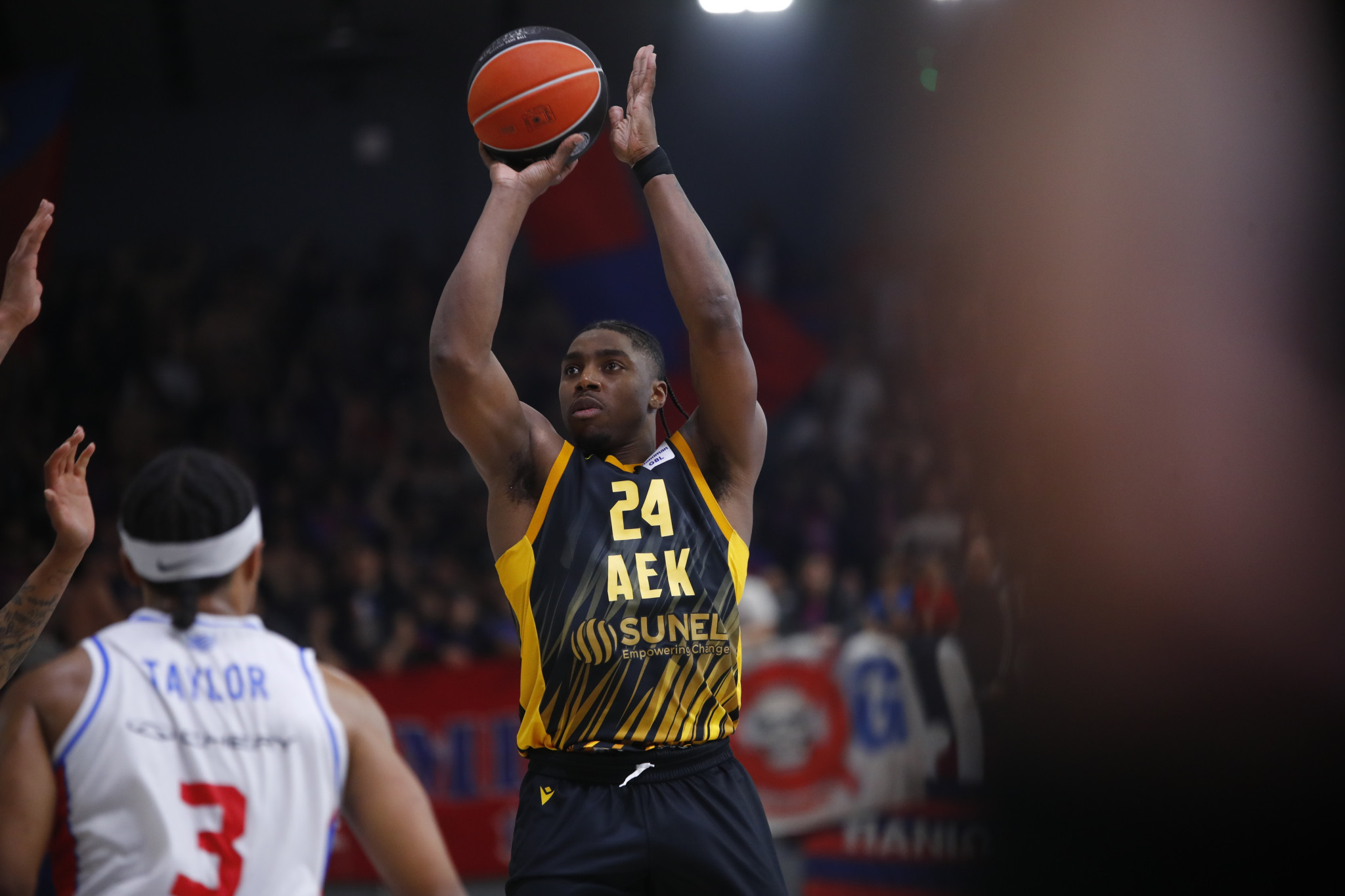 Μπάρτλεϊ... at the buzzer για την ΑΕΚ κόντρα στον Πανιώνιο (video)