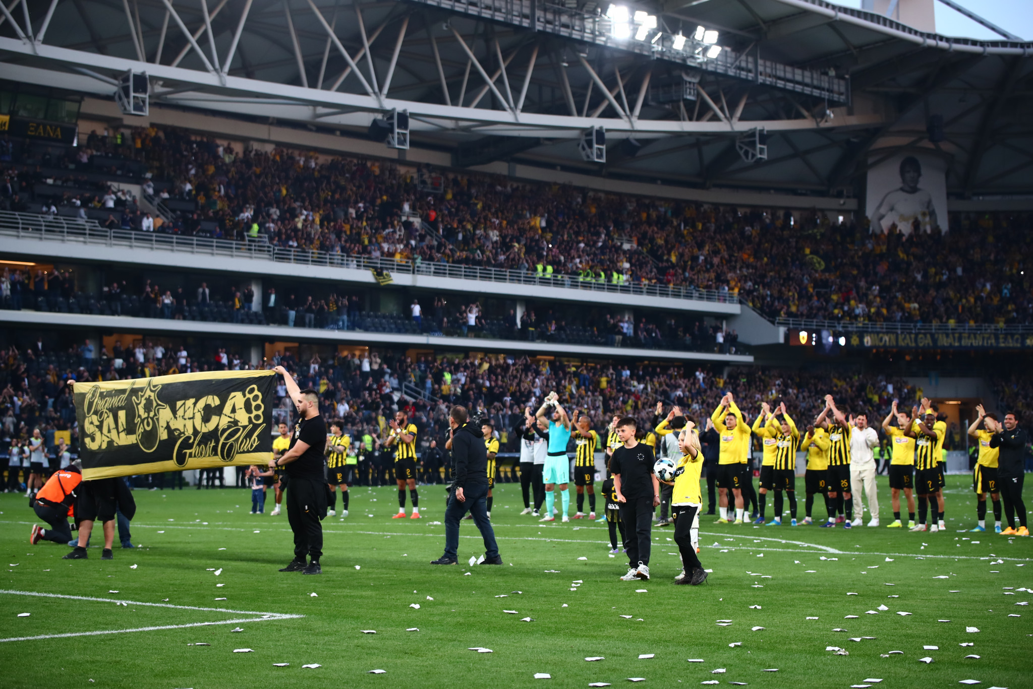 Η ωραία ατμόσφαιρα, οι πανηγυρισμοί και η αποθέωση στο φινάλε: Η παρακάμερα του ΑΕΚ-ΠΑΟΚ