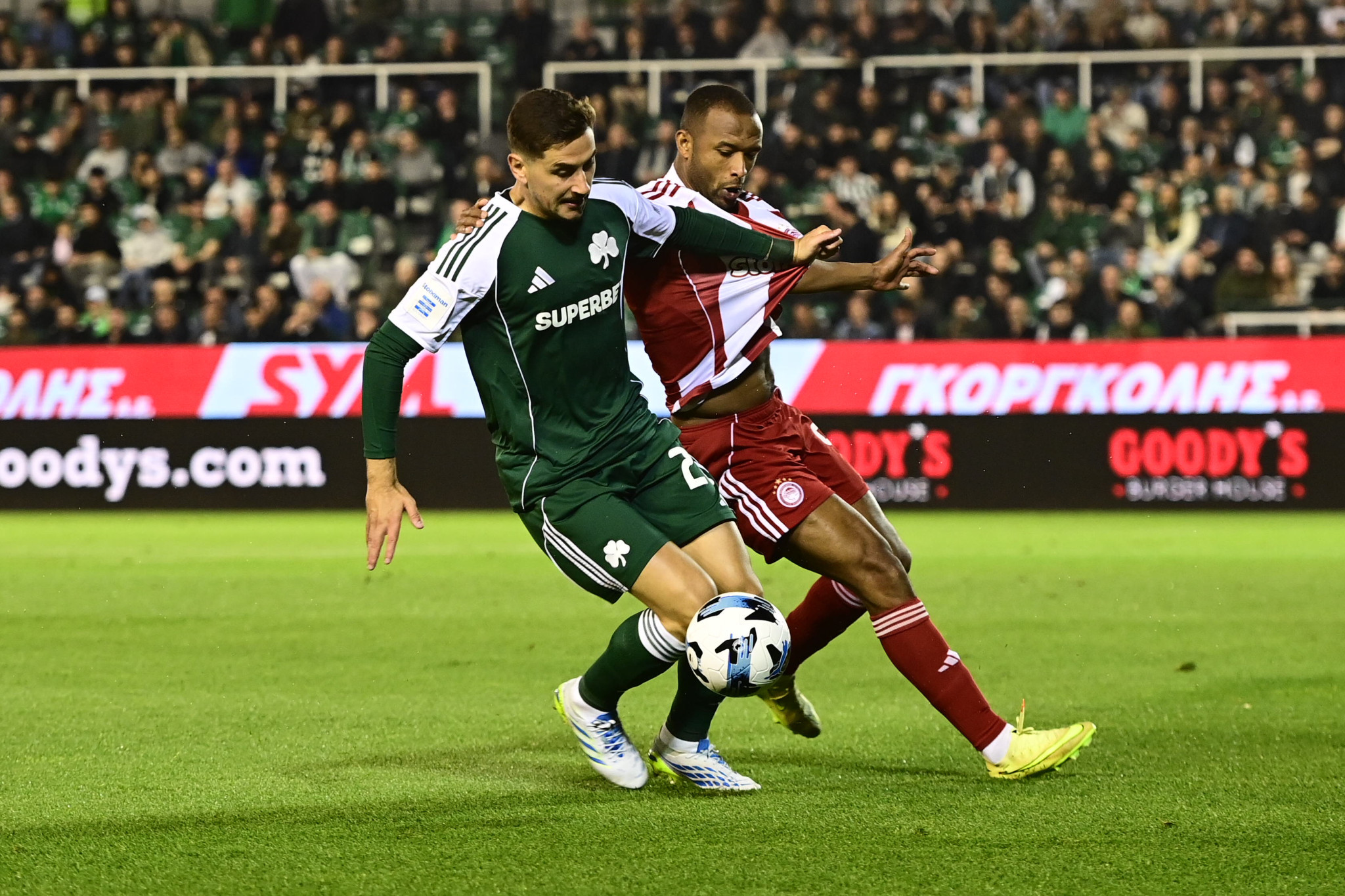 Η μεγάλη ευκαιρία του Ολυμπιακού με το χαμένο τετ α τετ του Ελ Κααμπί (video)