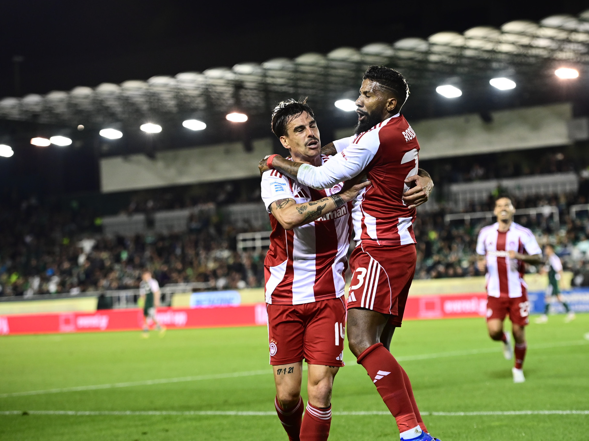 Τα highlights της σπουδαίας νίκης του Ολυμπιακού επί του Παναθηναϊκού