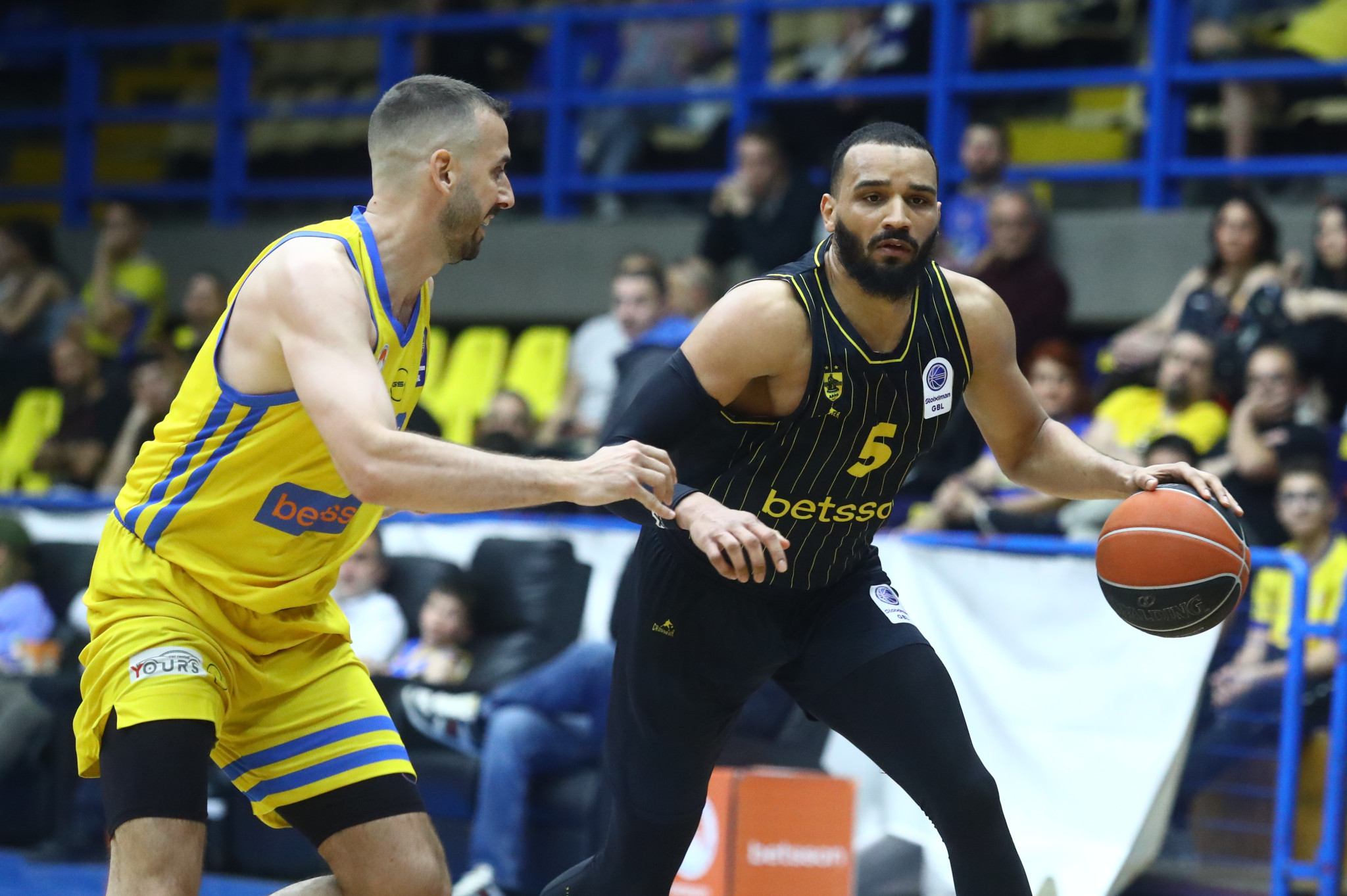 Η βαθμολογία της Stoiximan GBL μετά τη νίκη του Περιστερίου επί του Άρη