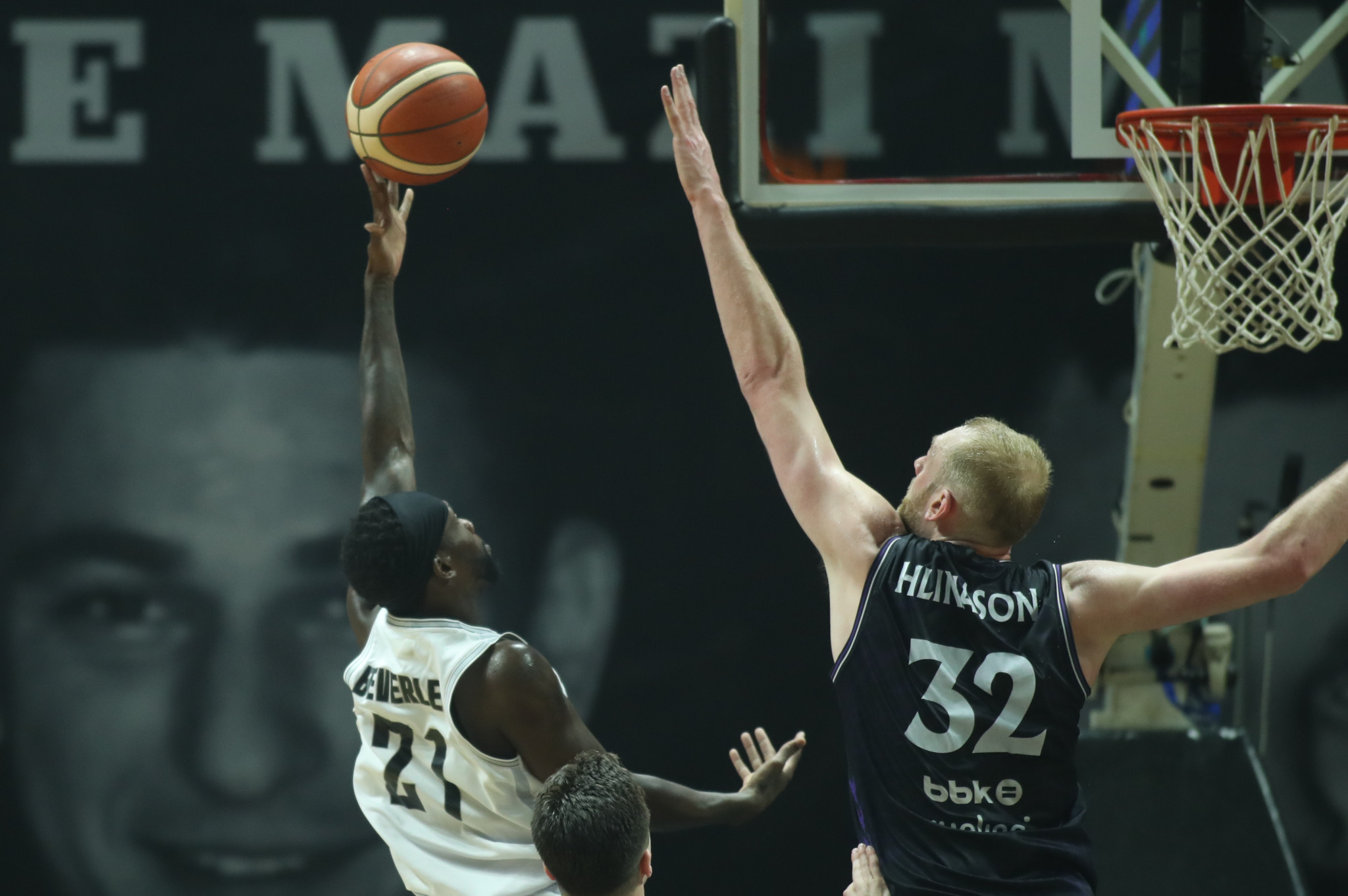 Δεν πήρε χαμπάρι ο Χλίνασον: «Μπορούμε να κάνουμε την ανατροπή, είμαστε καλύτεροι από τον ΠΑΟΚ...»