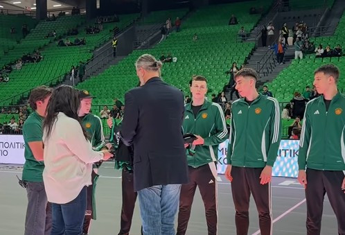 Ο Αλβέρτης βράβευσε τα παιδιά της ακαδημίας του Παναθηναϊκού