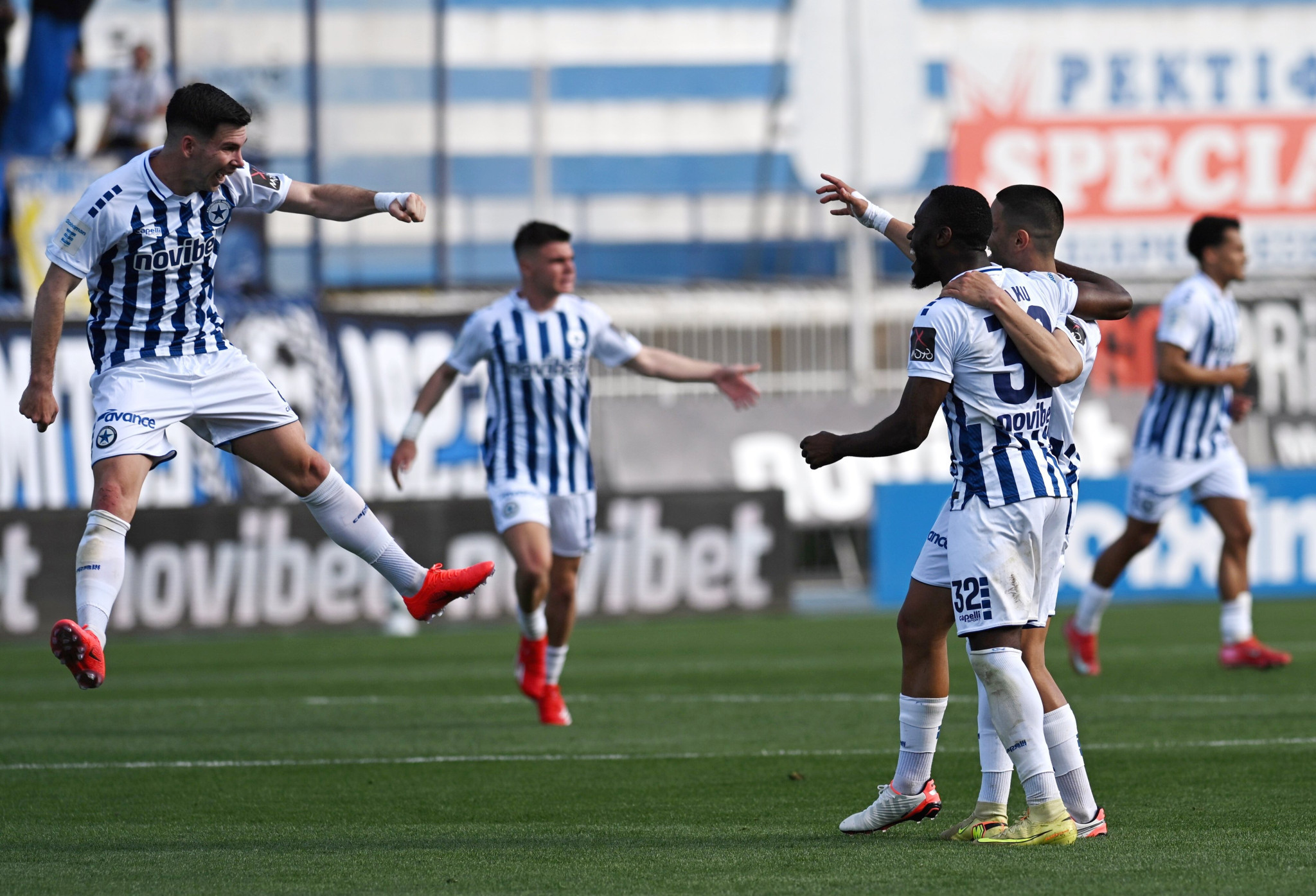 O Ατρόμητος ήταν καταγιστικός στο πρώτο μέρος και νίκησε την ΑΕΛ Novibet που άγγιξε μία απίθανη ανατροπή