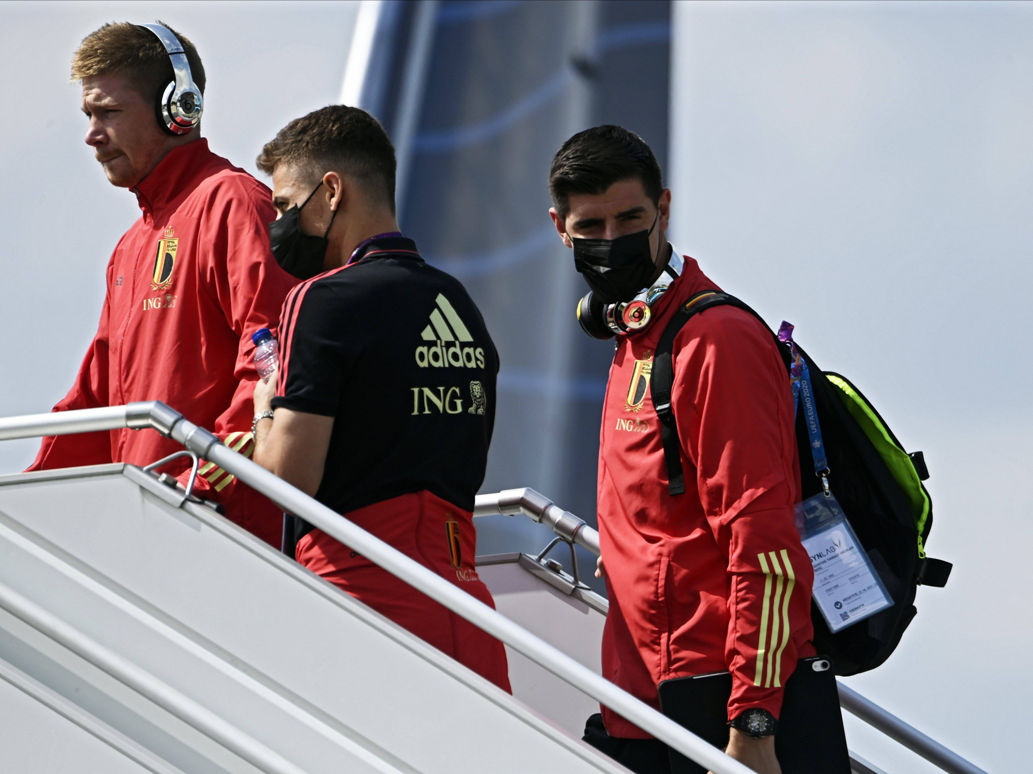 Προδοσία στα αποδυτήρια της ομάδας - O διάσημος ποδοσφαιριστής σε σχέση τη σύντροφο συμπαίκτη του