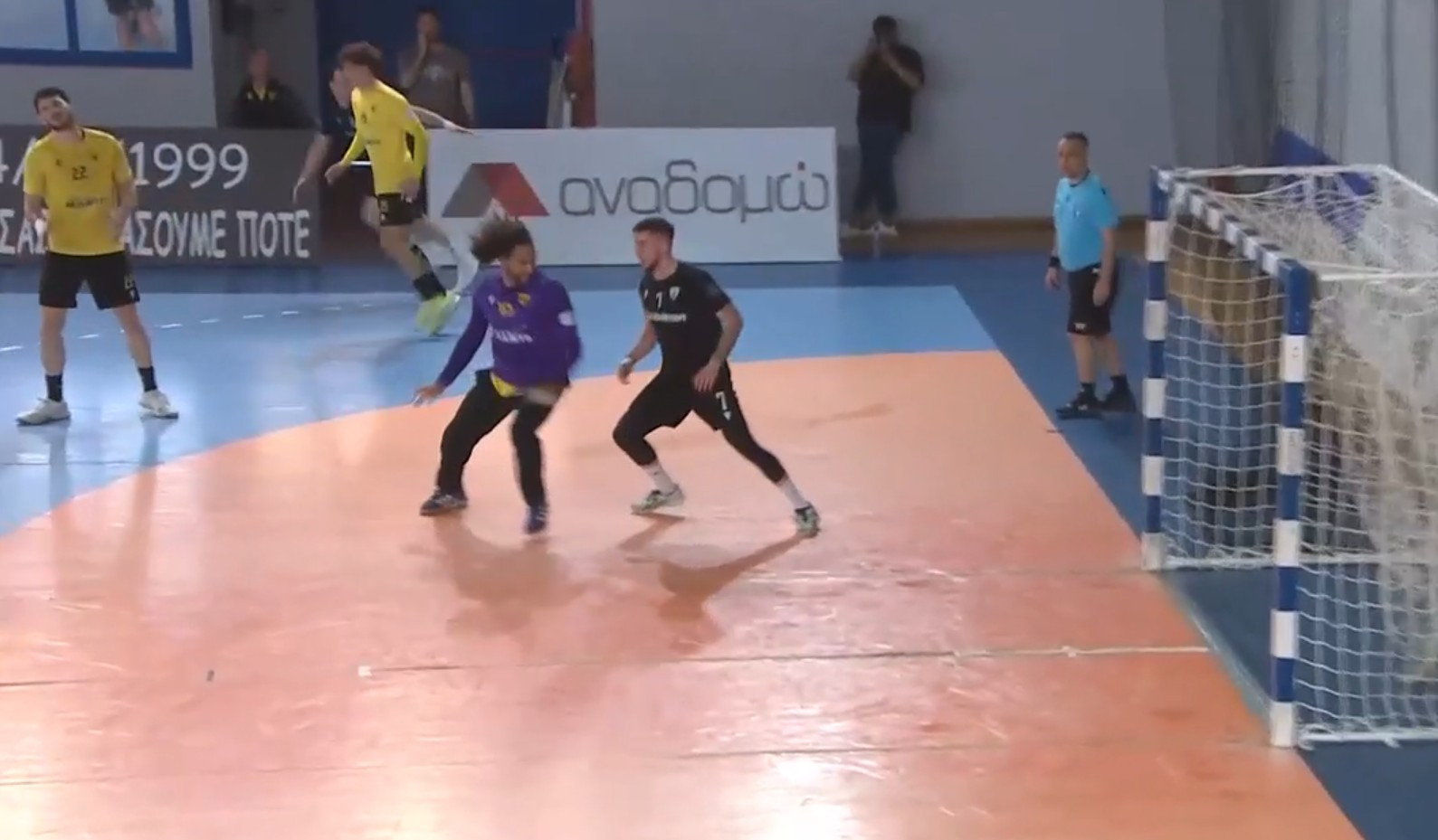 Η δίλεπτη στον Ελευθεριάδη για τα... γαλλικά στον Ματέους στο ΠΑΟΚ-ΑΕΚ (video)