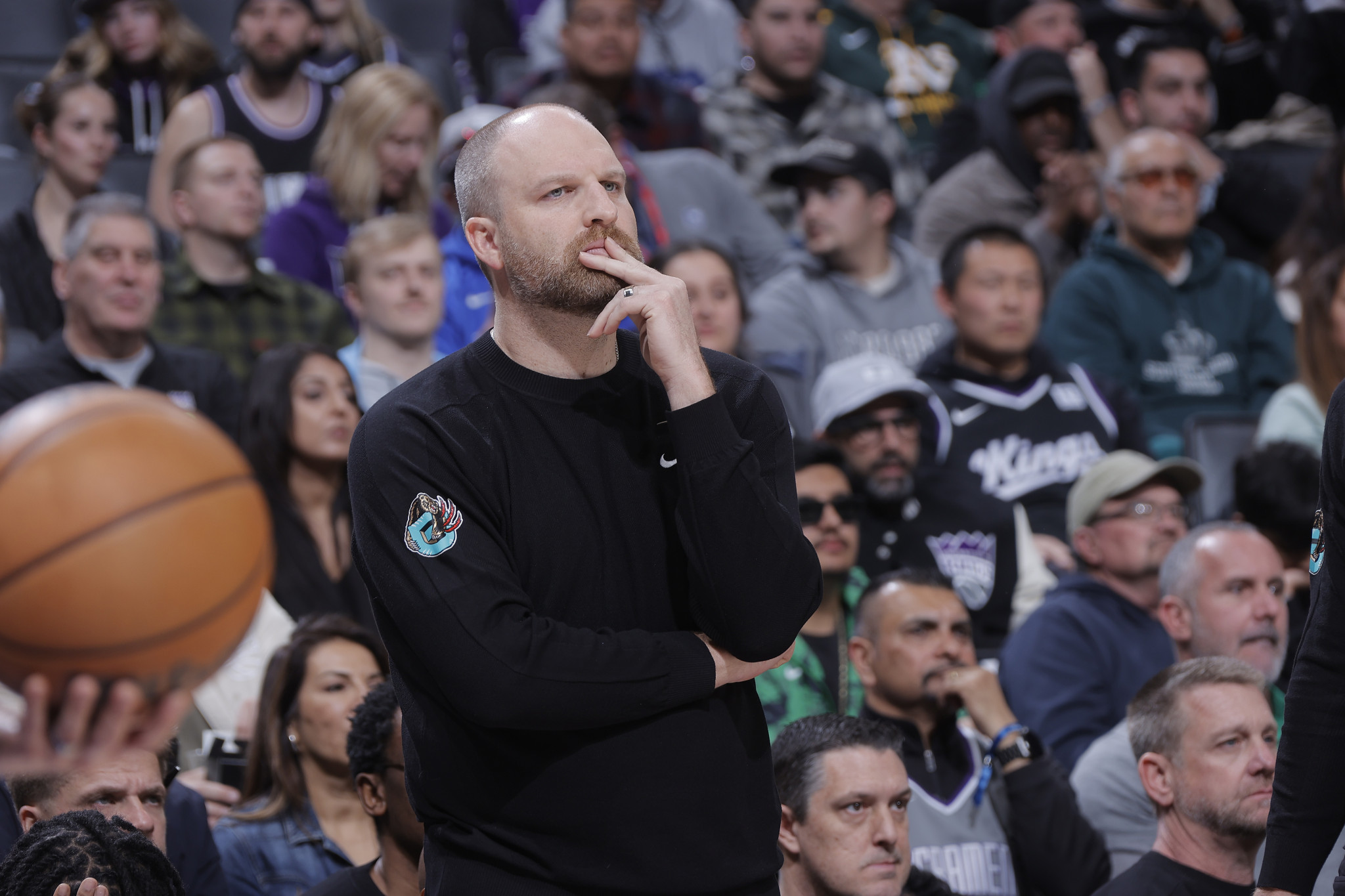 Οι Μιλγουόκι Μπακς βρίσκονται σε διαπραγματεύσεις με τον Τέιλορ Τζένκινς για τη θέση του προπονητή