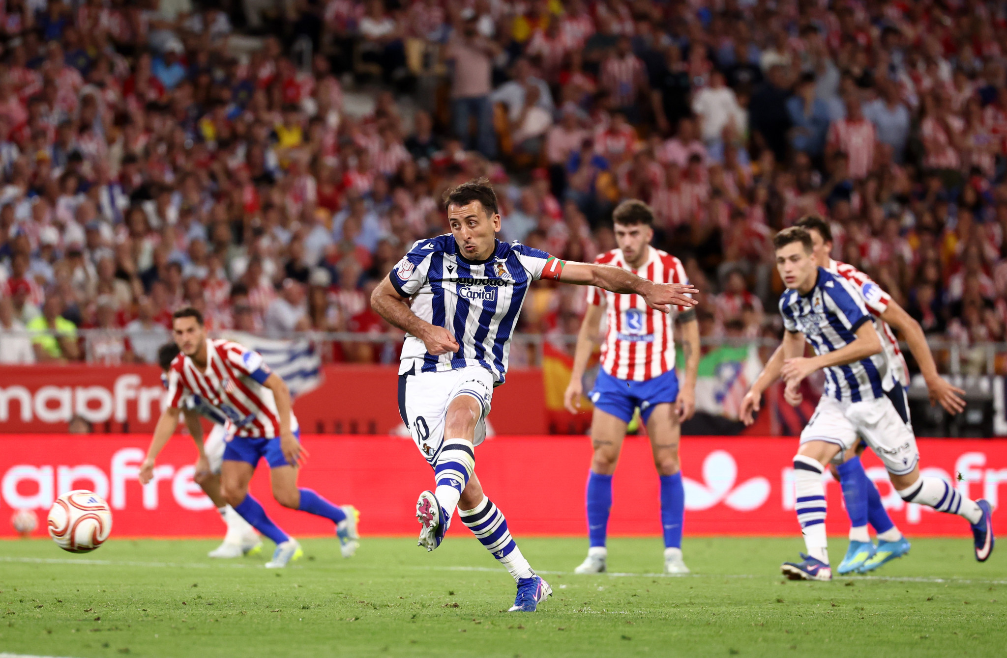 Η Σοσιεδάδ παίρνει και πάλι το προβάδισμα με εύστοχη εκτέλεση πέναλτι του Οϊαρθάμπαλ (video)