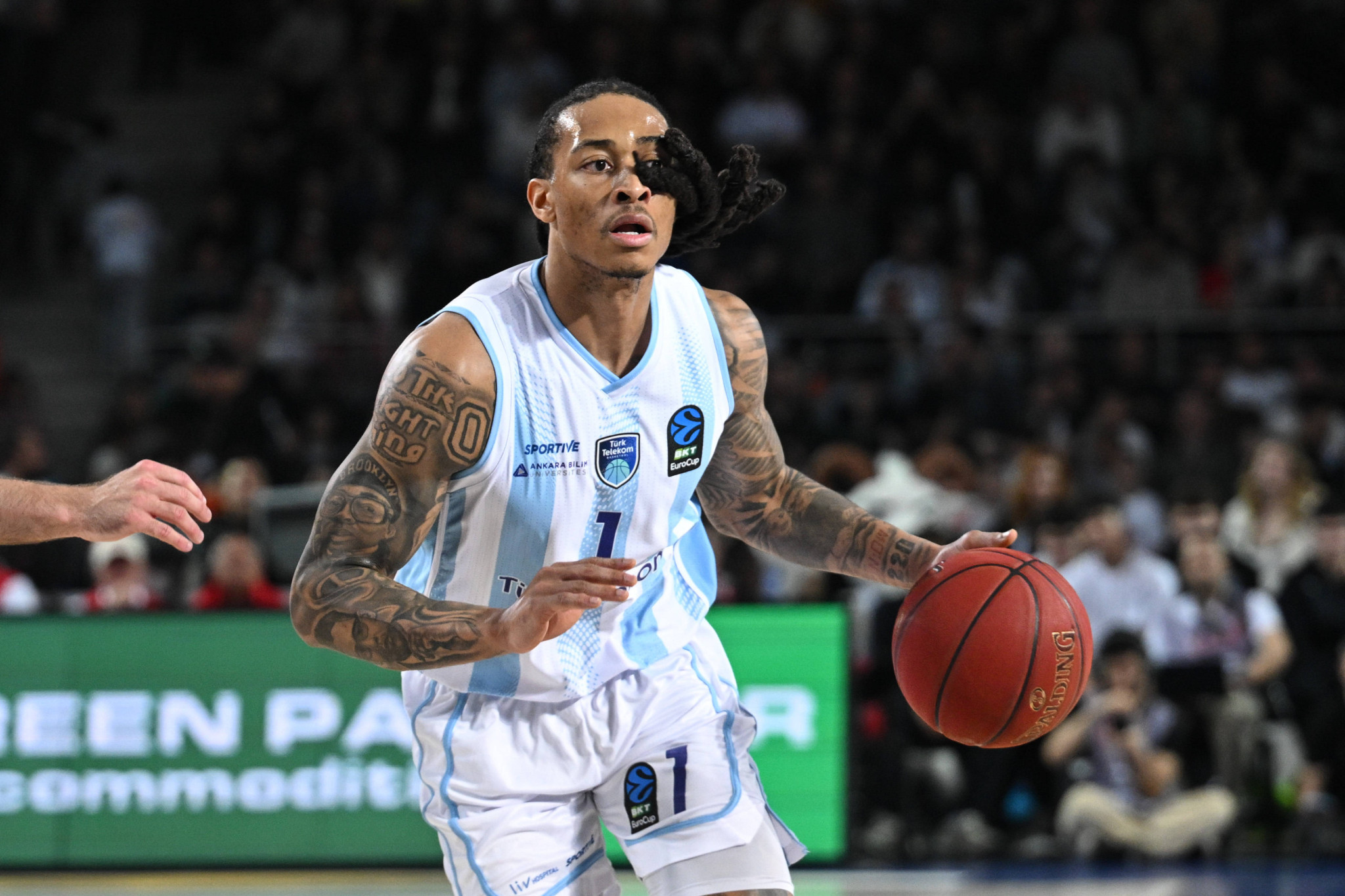 Πρώτη μεταγραφή της Παρτίζαν ο Κάιλ Όλμαν