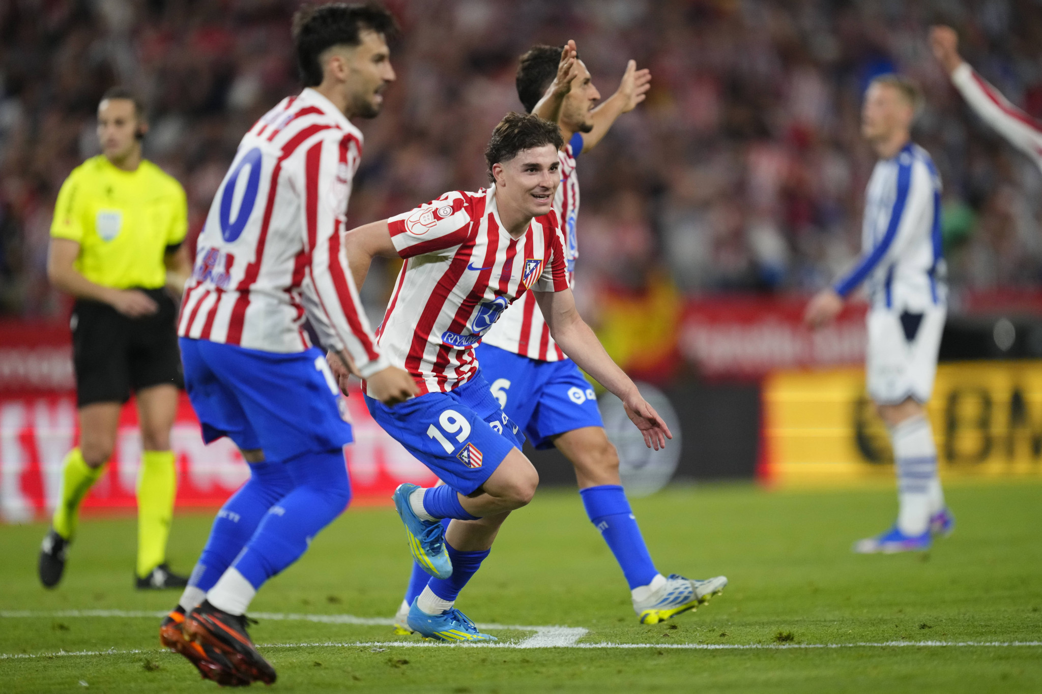 Ο Άλβαρες με δυνατό σουτ ισοφαρίζει σε 2-2 για την Ατλέτικο Μαδρίτης (video)