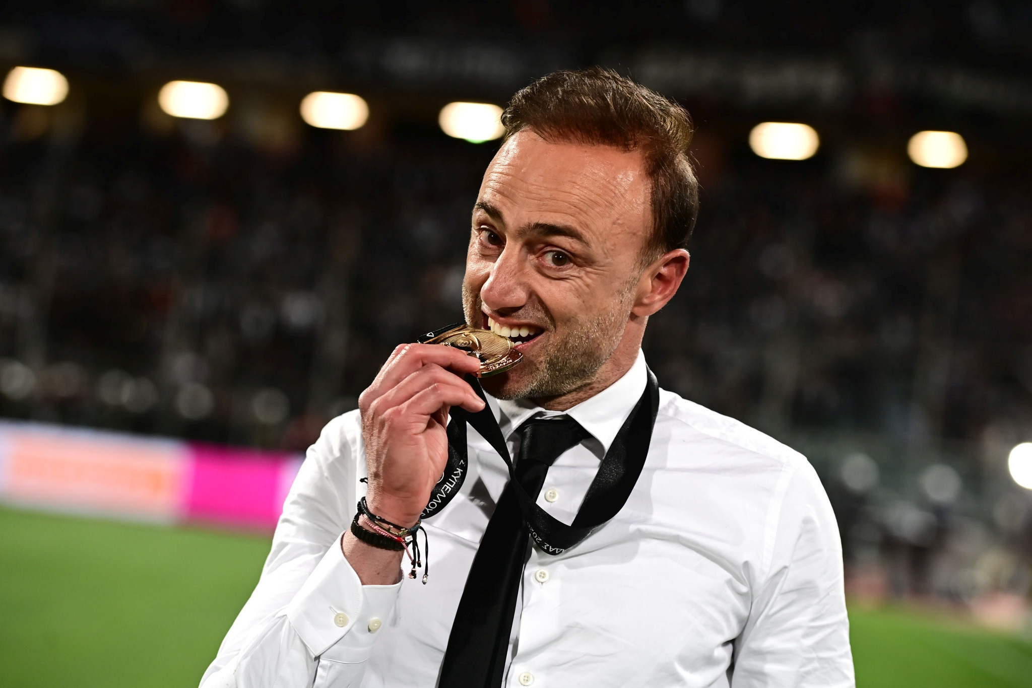 Ο Κόντης μπήκε στο κλειστό κλαμπ Ελλήνων προπονητών με το απόλυτο κατακτήσεων σε δύο τελικούς Κυπέλλου Ελλάδας!