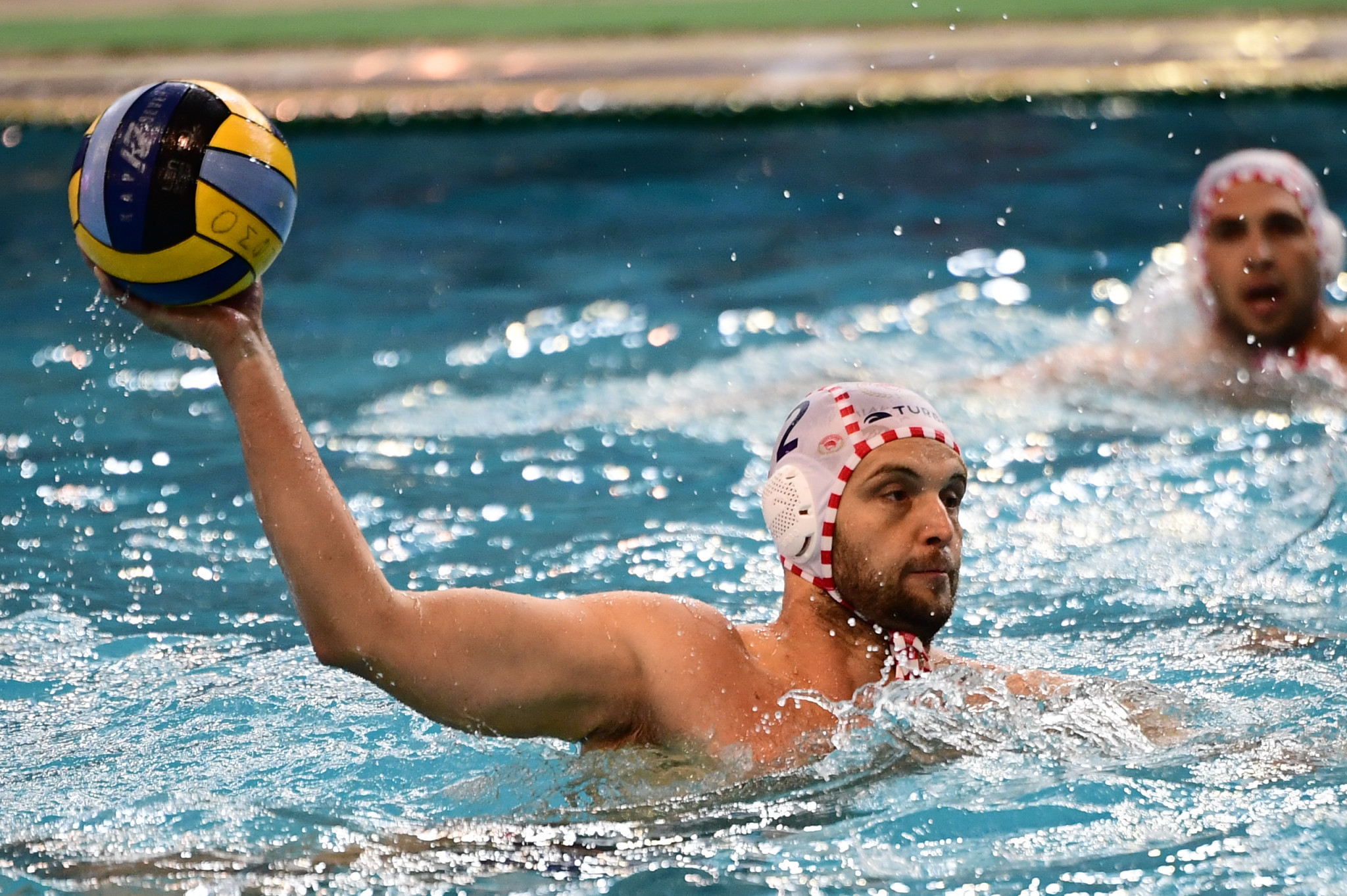 Ο Ολυμπιακός εξετάζει την επιστροφή του Λόντσαρ