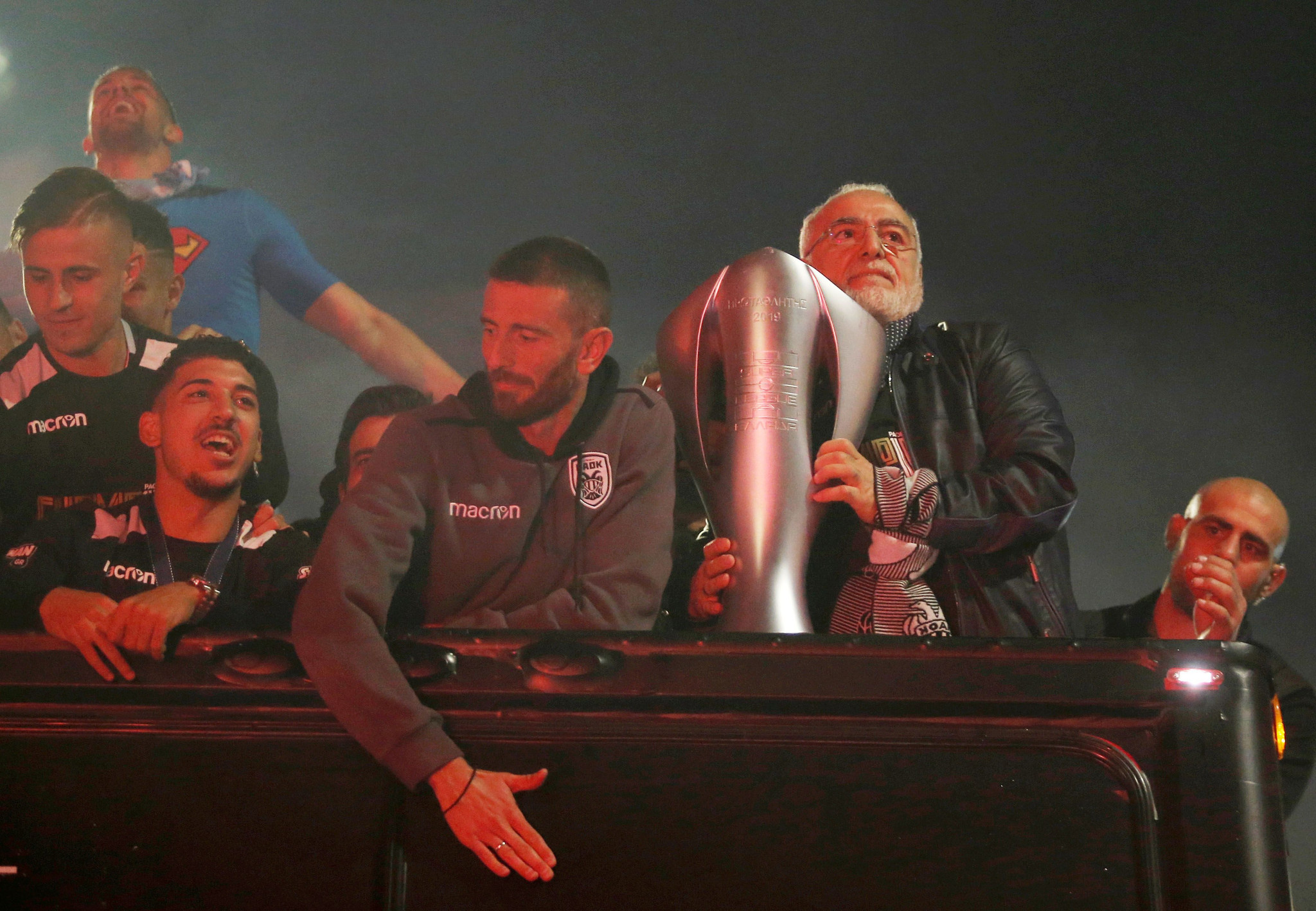 «Πετύχαμε το αήττητο, γιατί δεν κοιτούσαμε τον εαυτό μας»: Ο Μαλεζάς στο Athletiko για τα «100 χρόνια ΠΑΟΚ»