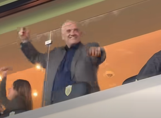 Viral video: Ο Δημήτρης Μελισσανίδης χορεύει στους ρυθμούς του «Bella Ciao»!