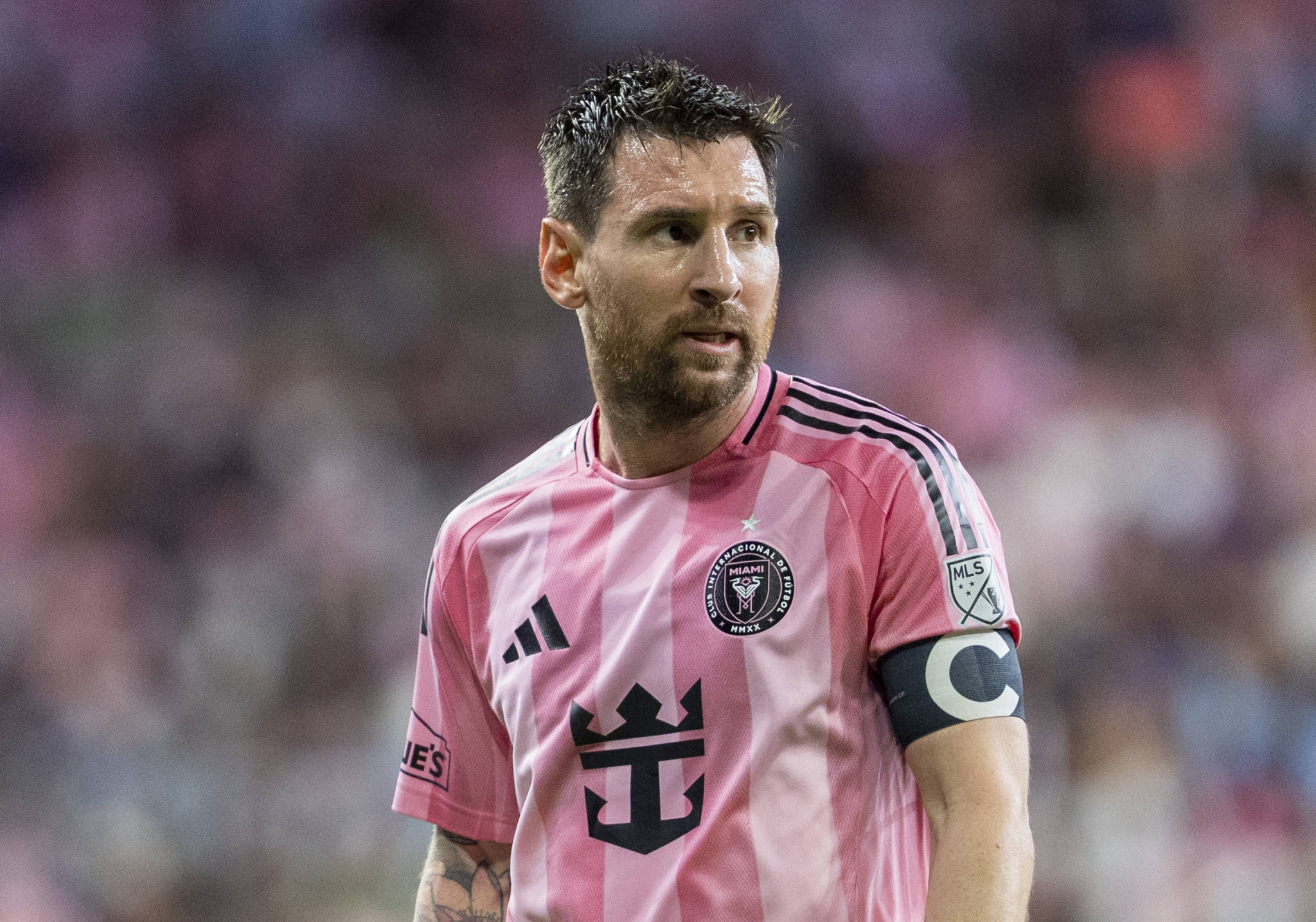 Η σπουδαία κίνηση του Μέσι προς τον Οταμέντι στο τελευταίο του παιχνίδι στην Αργεντινή (video)